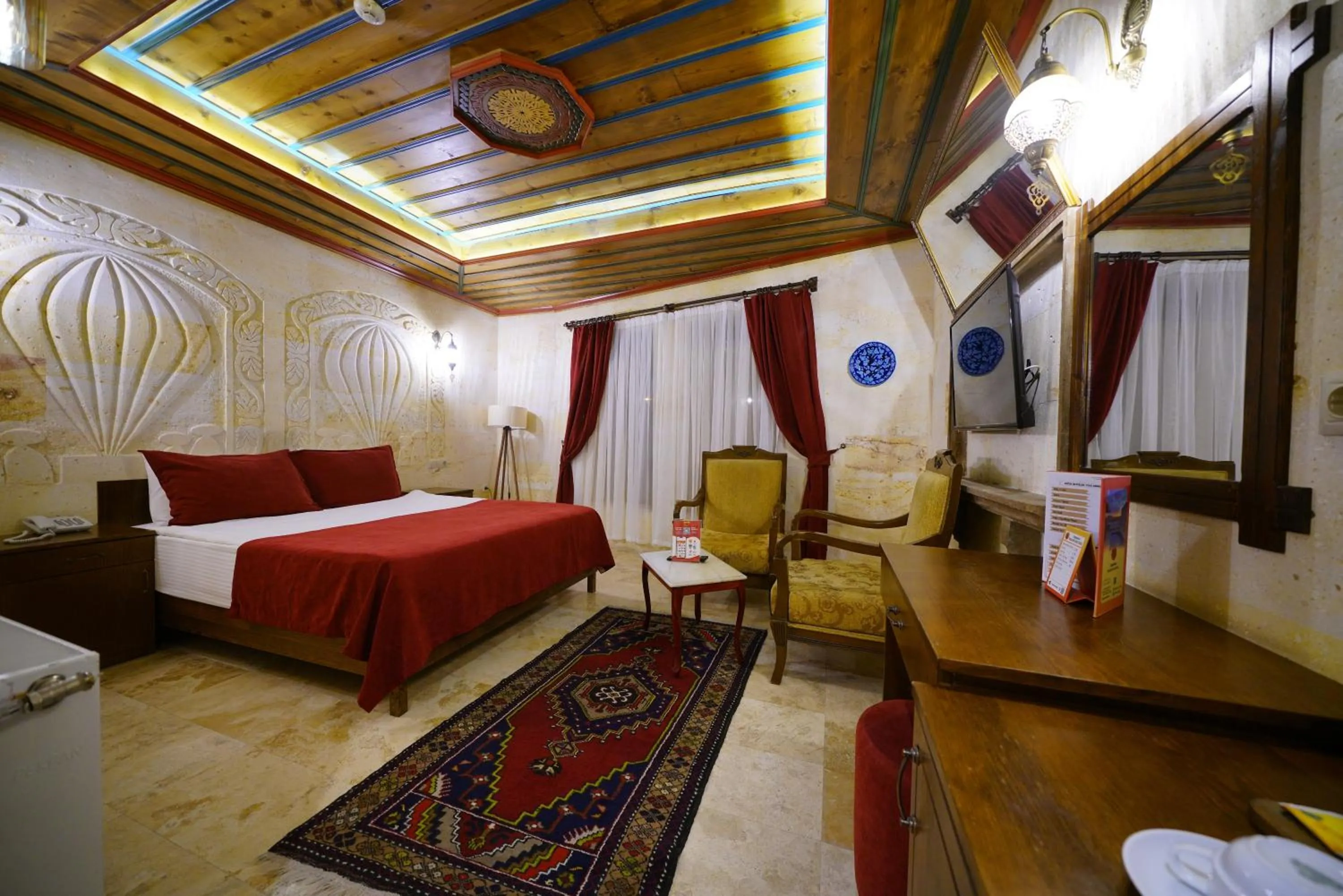 Bed in Balloon Cave Hotel