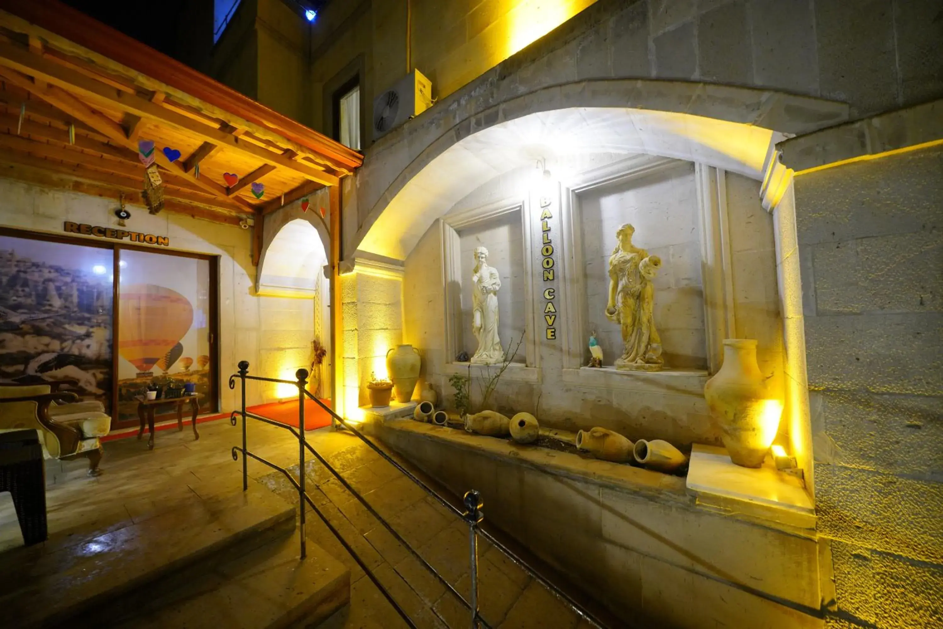 Facade/entrance in Balloon Cave Hotel Facade/entrance in Balloon Cave Hotel