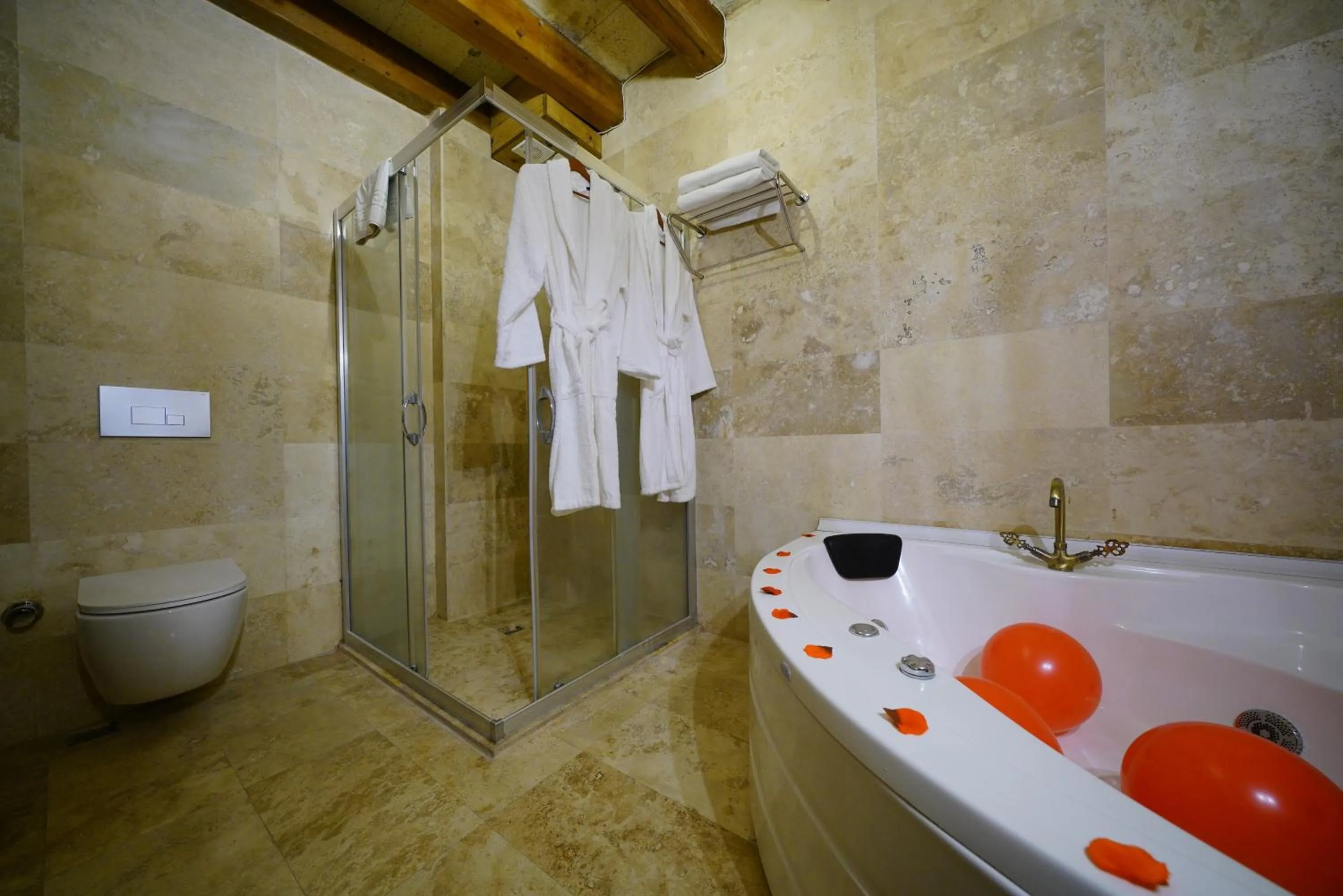 Shower in Balloon Cave Hotel