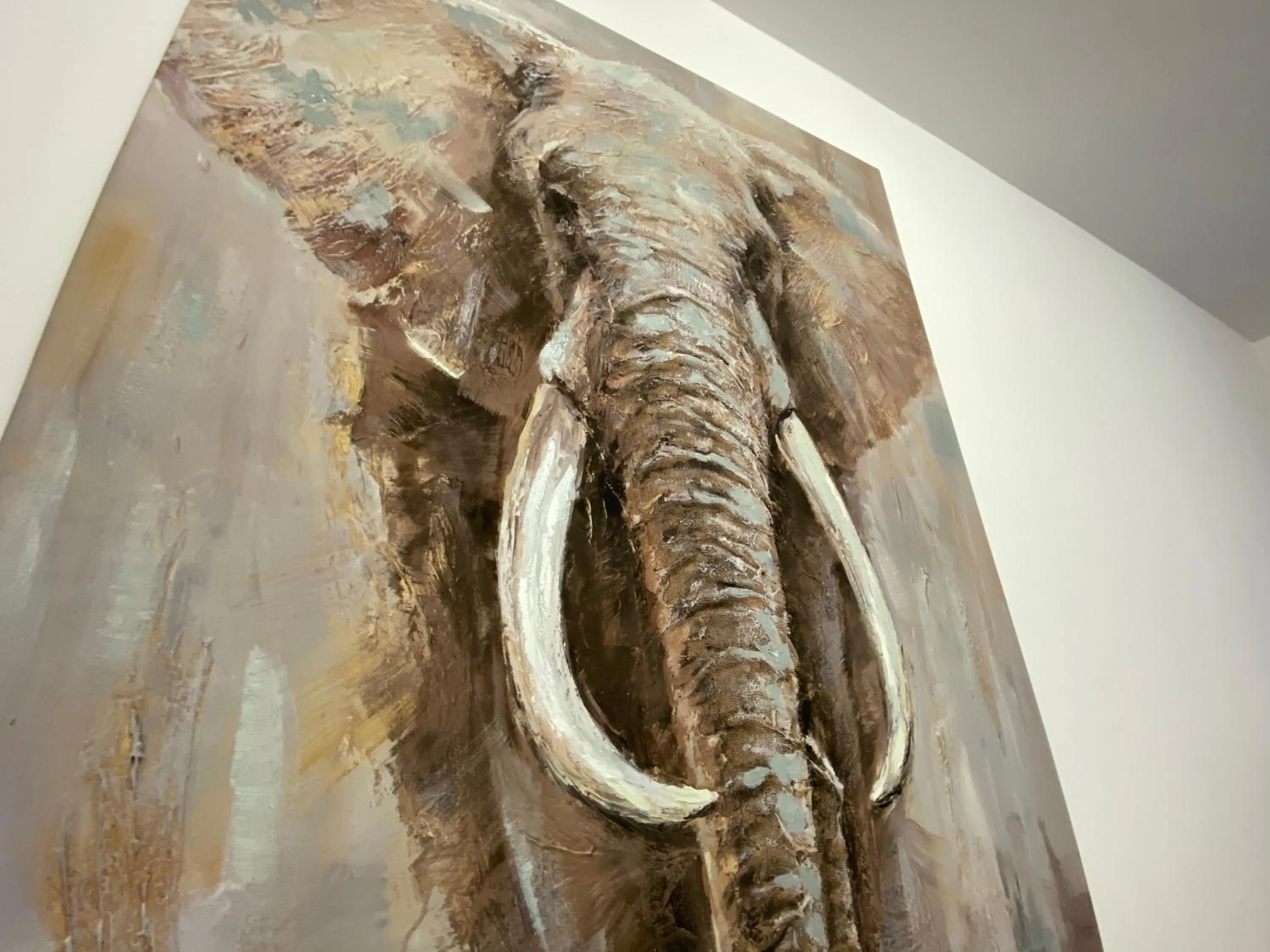 Decorative detail in Best Apartment City Hall