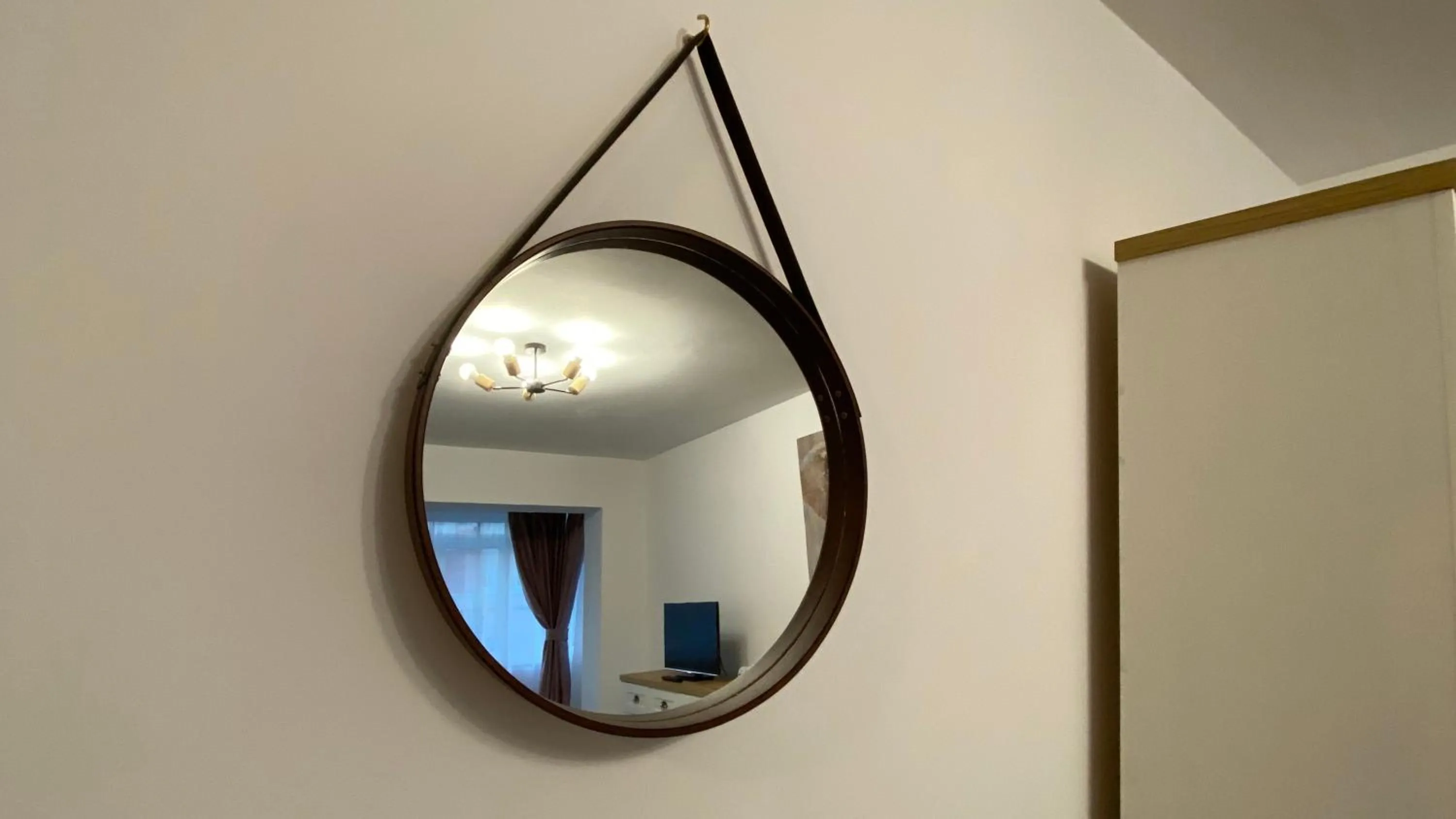 Decorative detail in Best Apartment City Hall