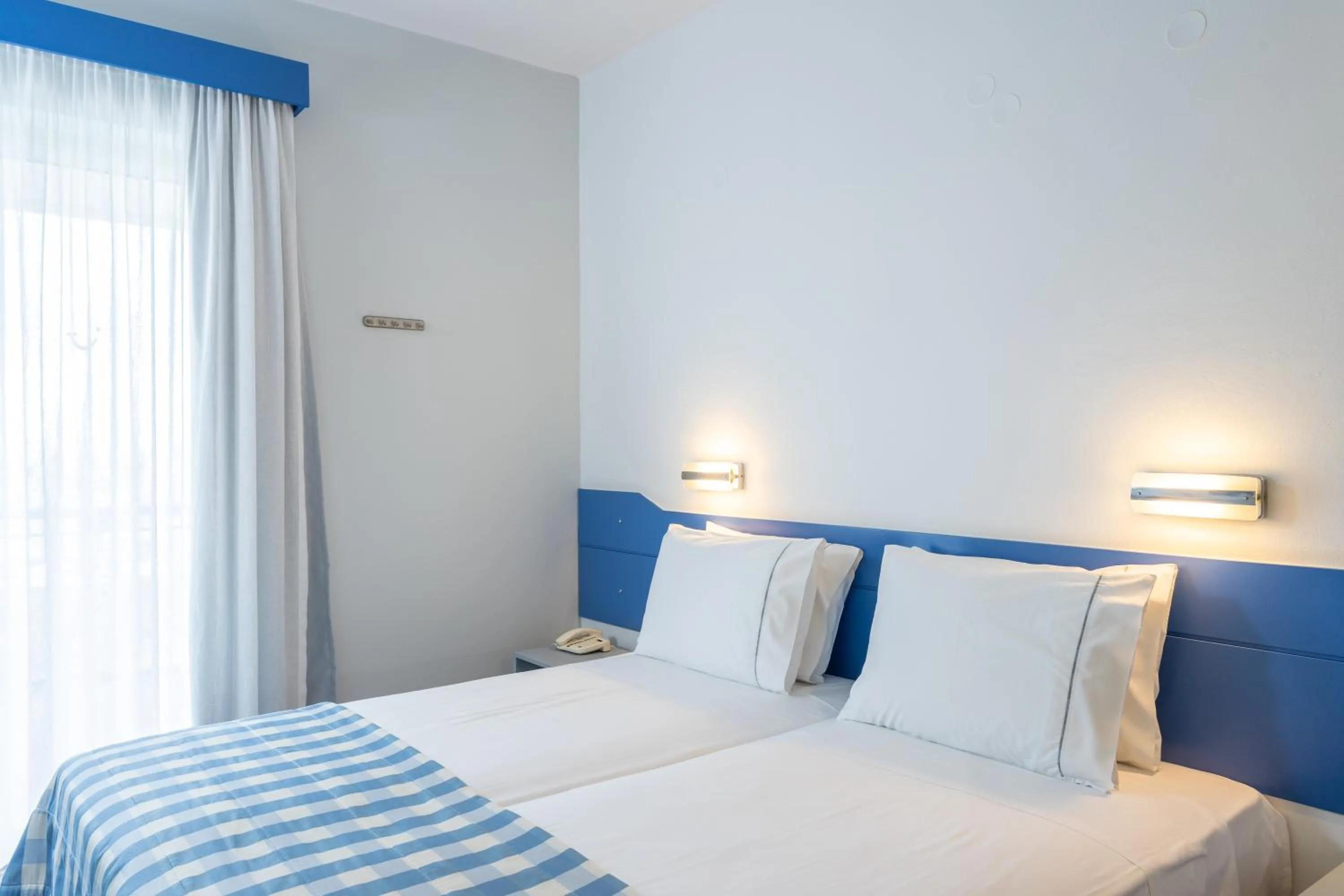 Bedroom, Bed in Ibiscos Garden Hotel
