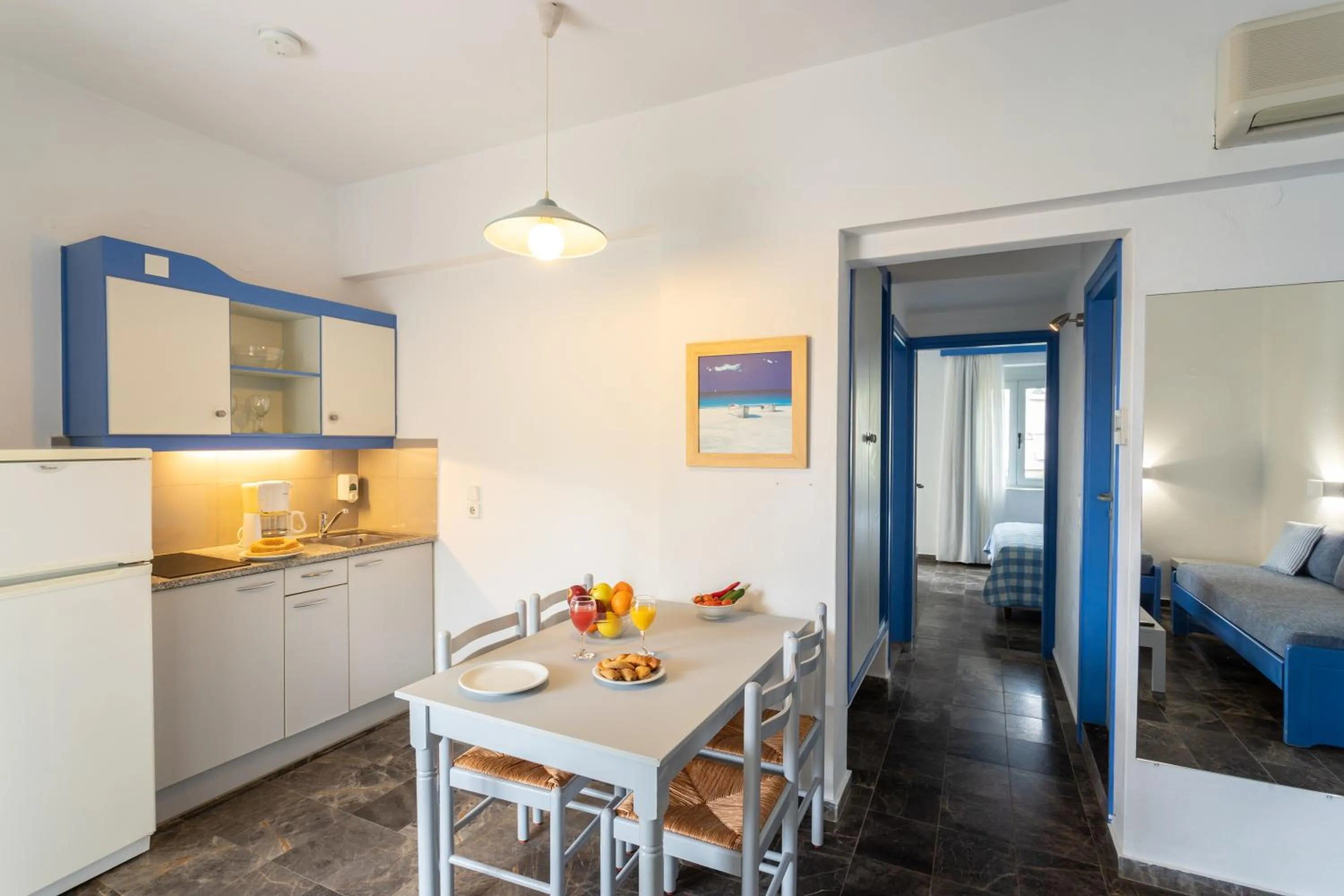 Kitchen or kitchenette in Ibiscos Garden Hotel