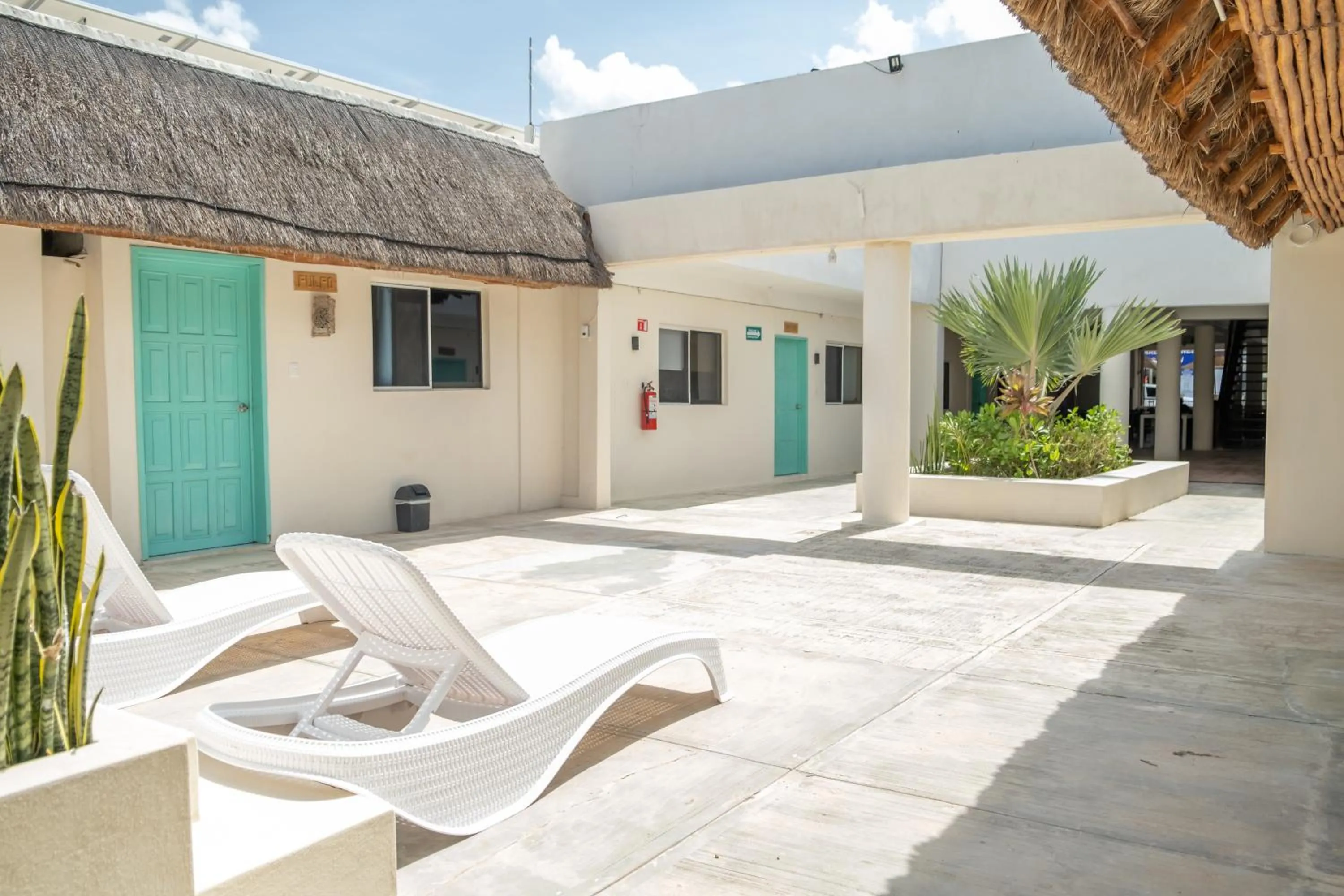 Patio in Hotel Pelicano