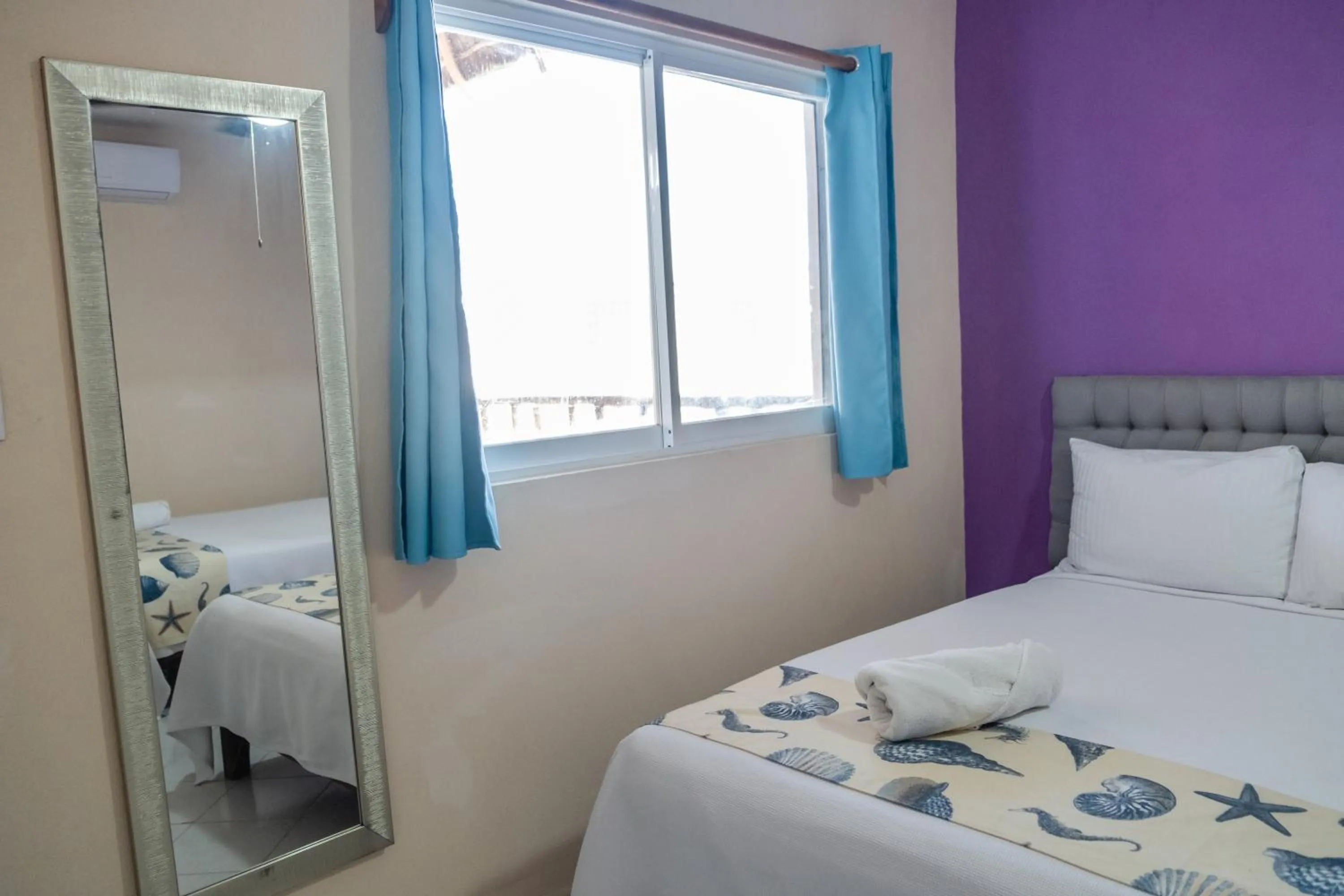 Bed in Hotel Pelicano