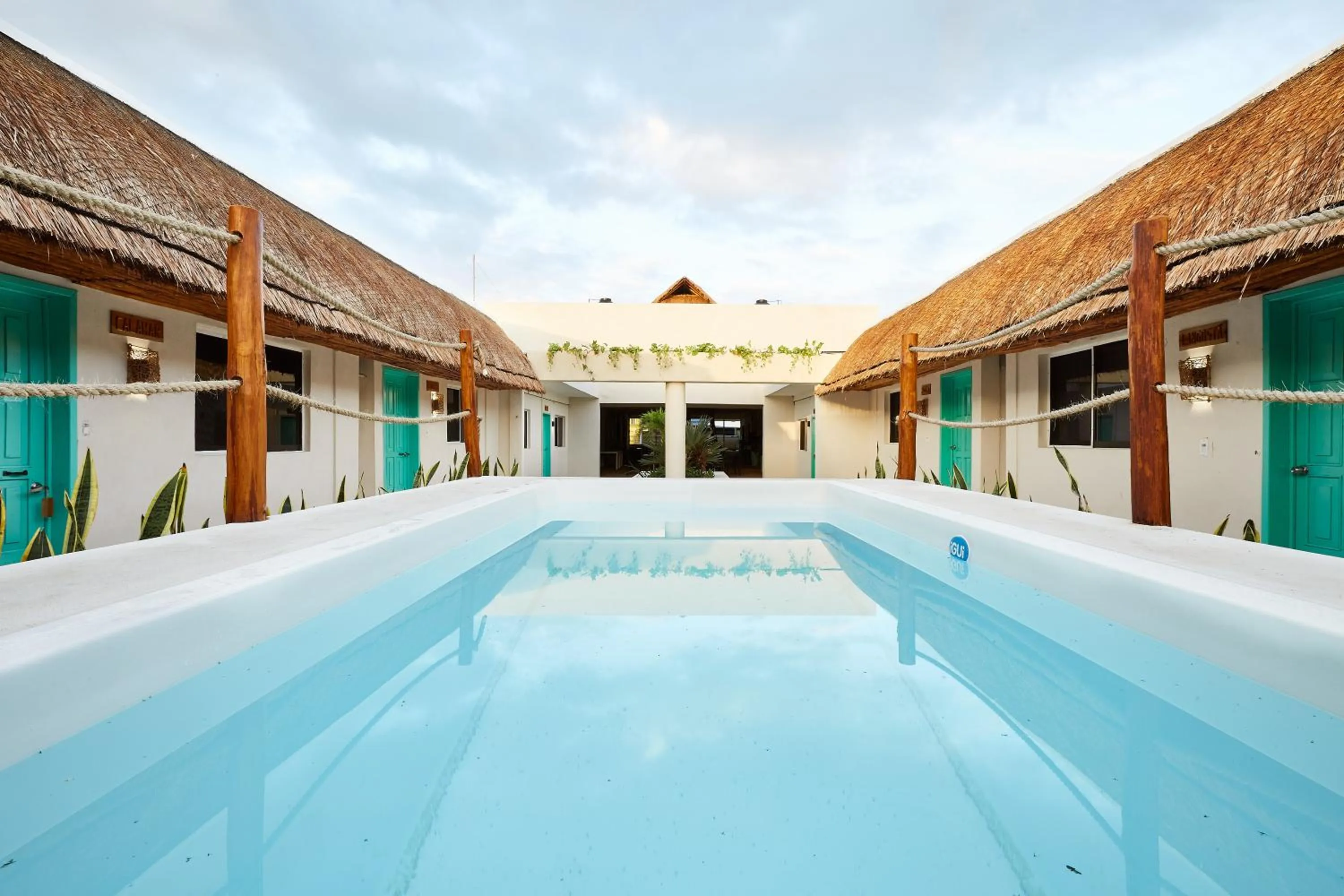 Swimming pool in Hotel Pelicano