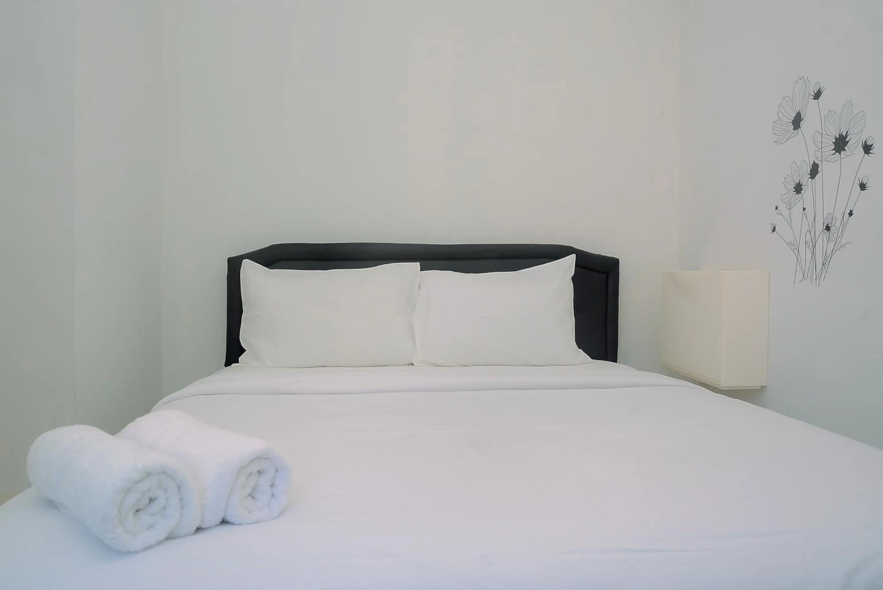 Cozy Living 2BR Apartment at Bassura City near Mall By Travelio