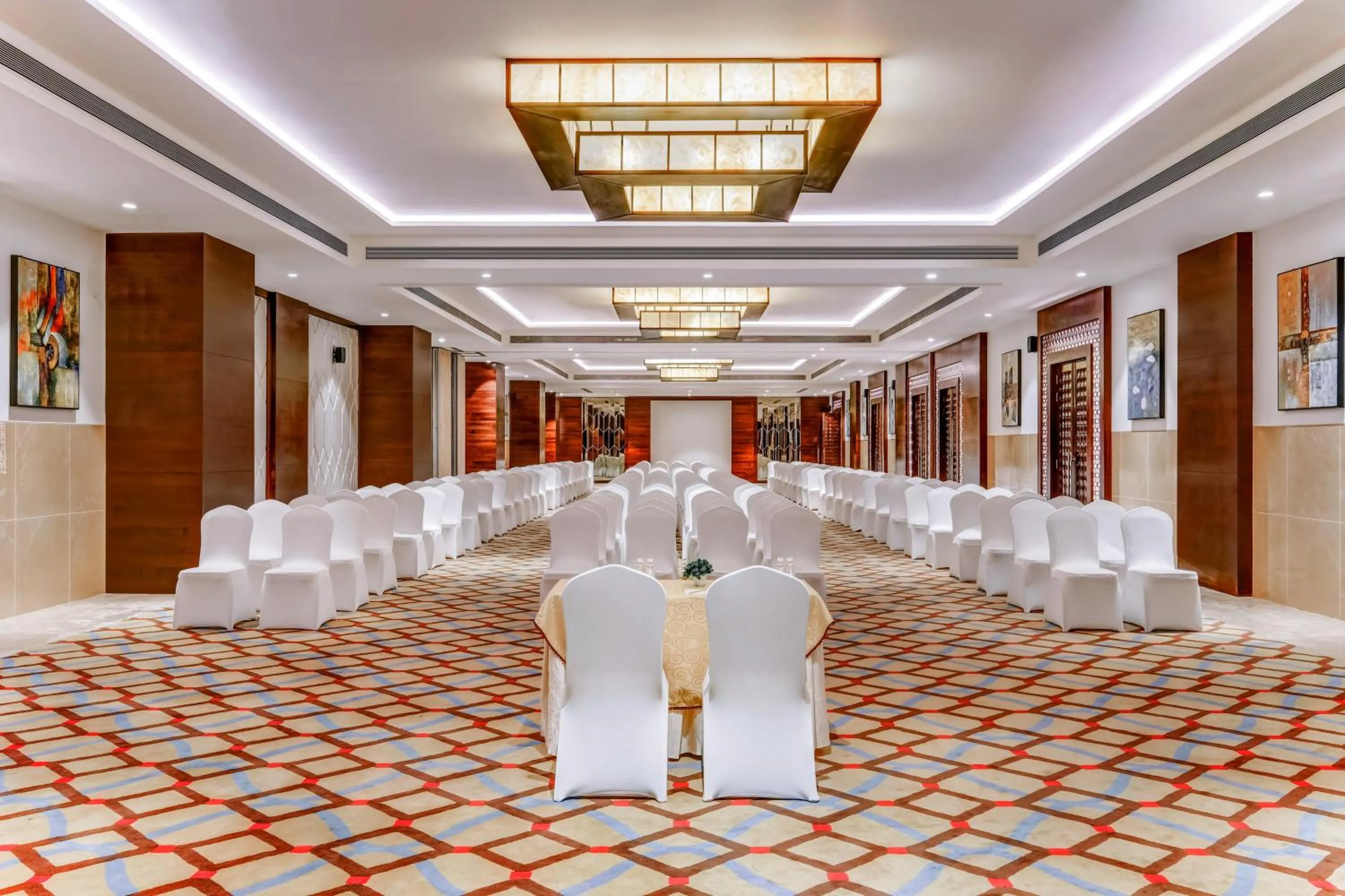 Banquet/Function facilities in Lemon Tree Premier, Dwarka