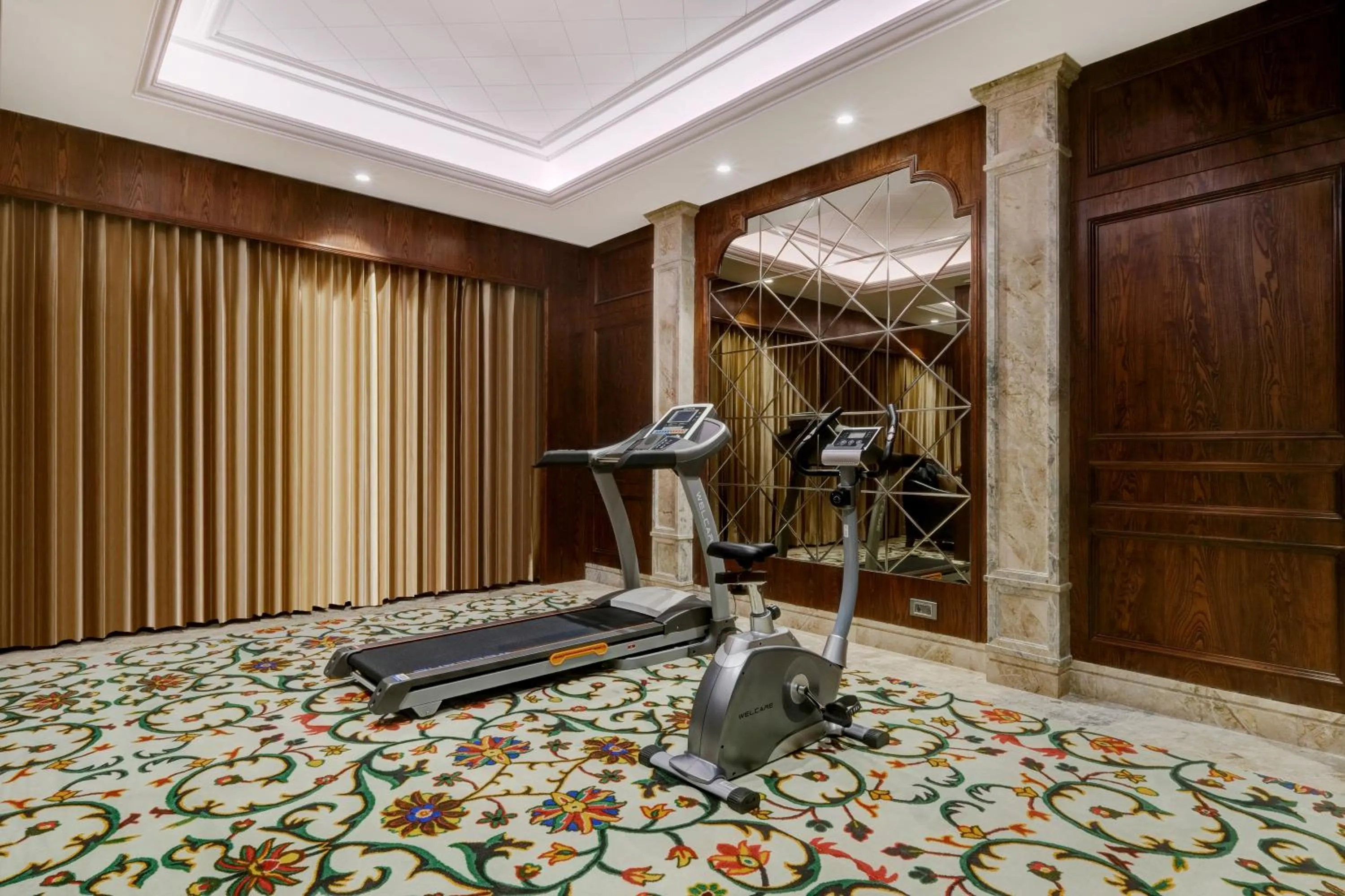 Fitness centre/facilities in Lemon Tree Premier, Dwarka