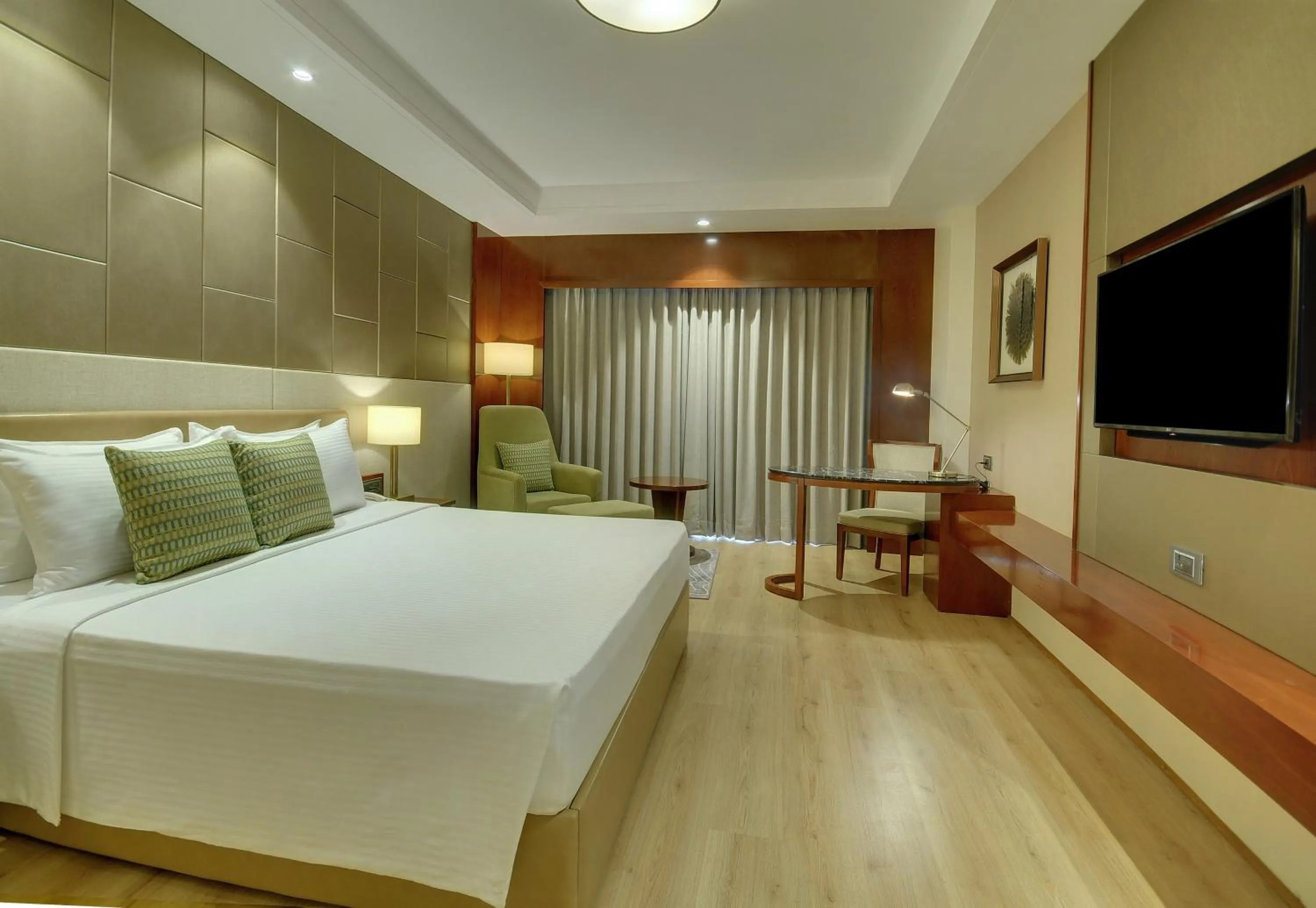 Bedroom, Bed in Lemon Tree Premier, Dwarka