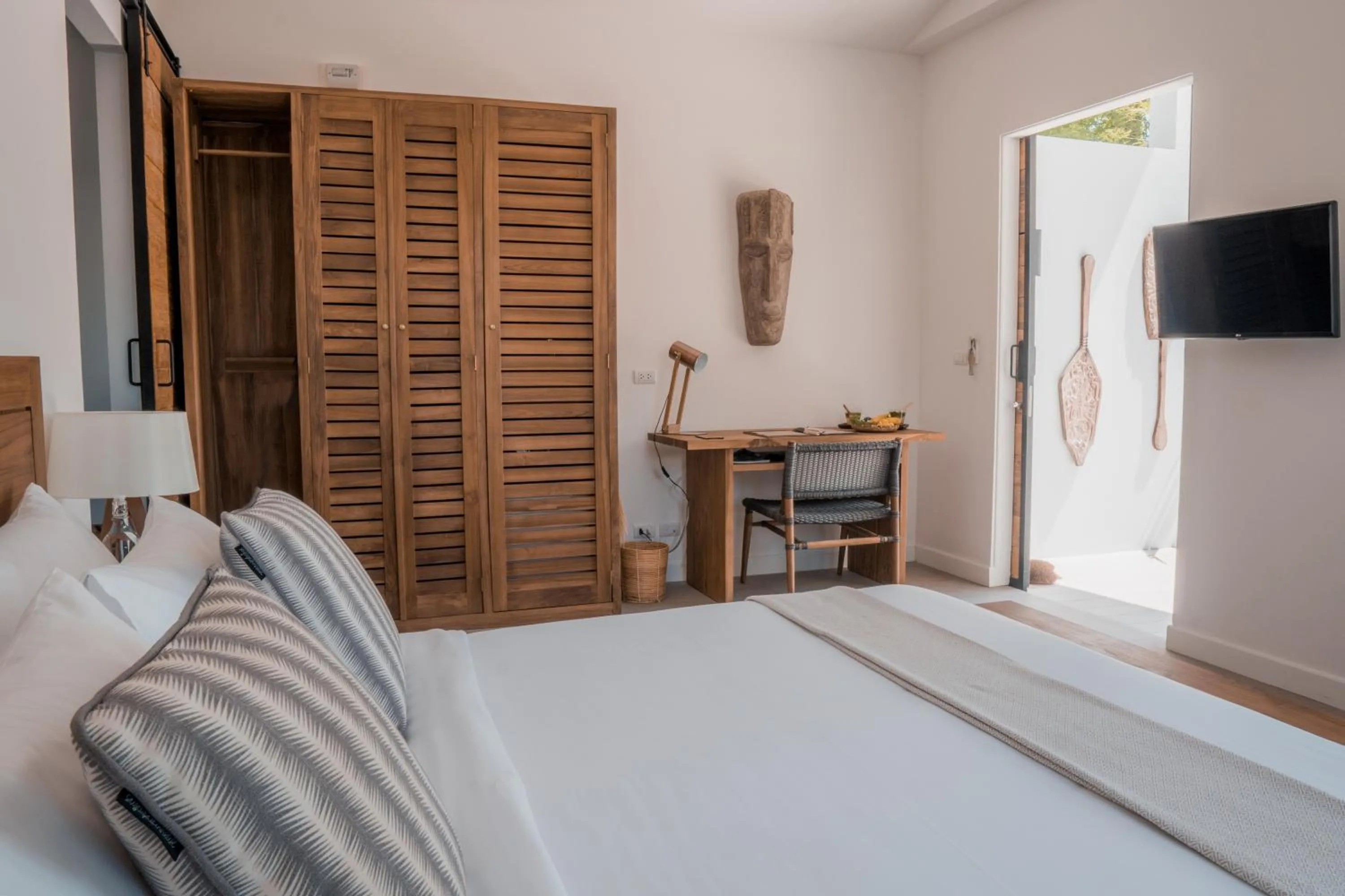 Bedroom, Bed in The Mooring Resort