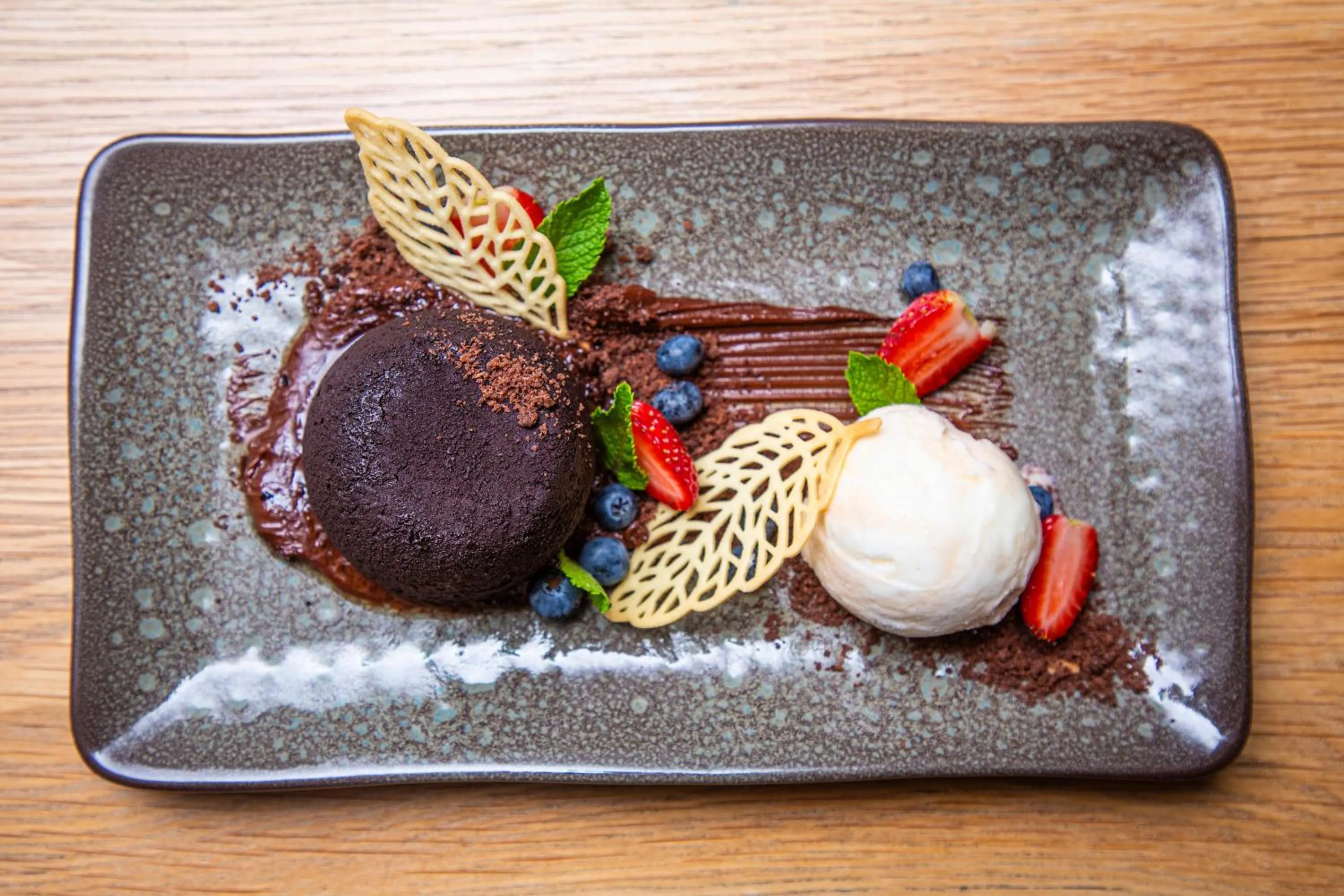 Restaurant/places to eat in Kloof Street Hotel - Lion Roars Hotels & Lodges