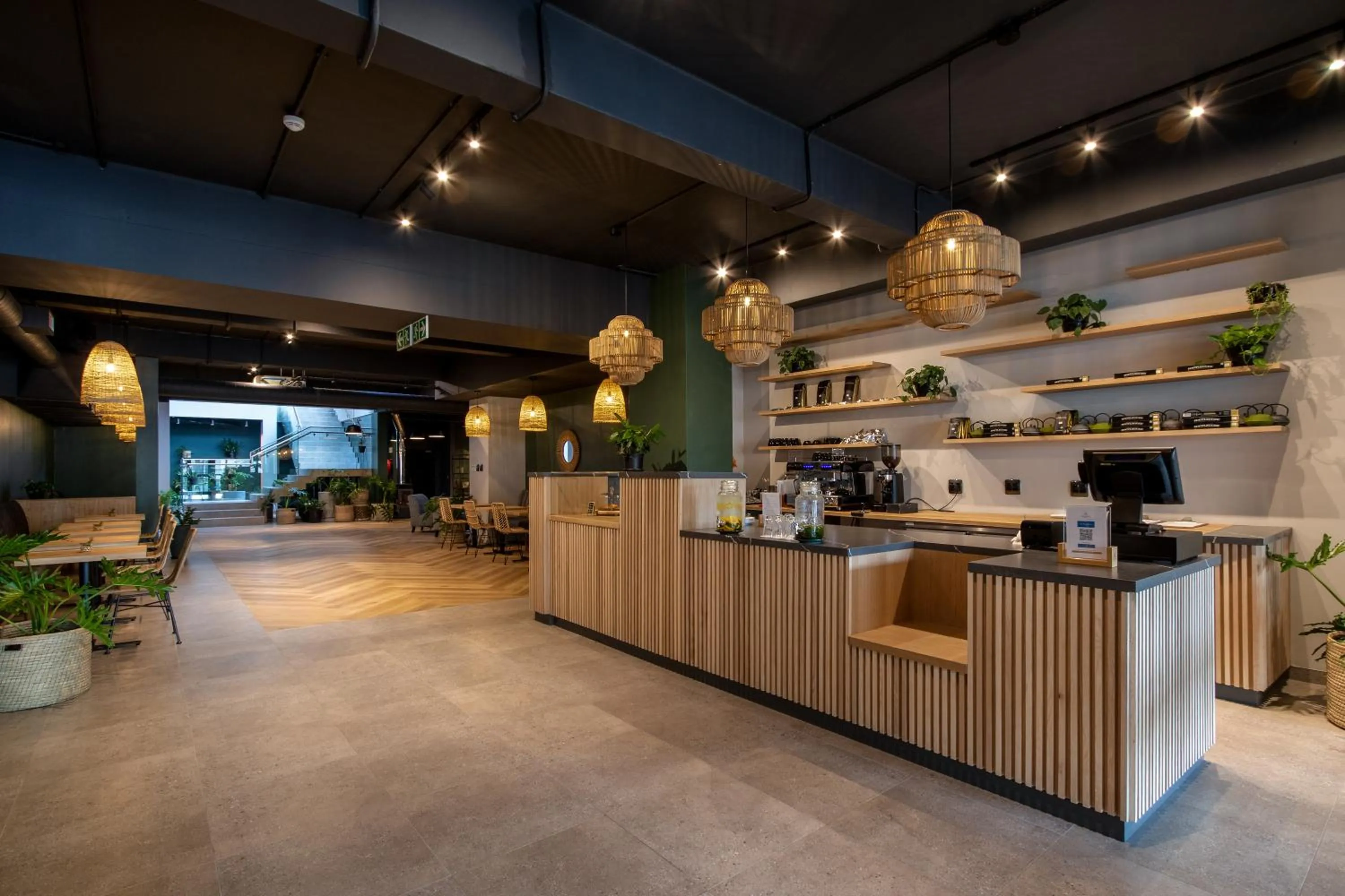 Restaurant/places to eat in Kloof Street Hotel - Lion Roars Hotels & Lodges