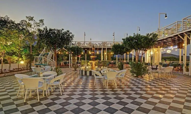 Restaurant/places to eat in Khakhri Haveli - A Legacy of Mewar