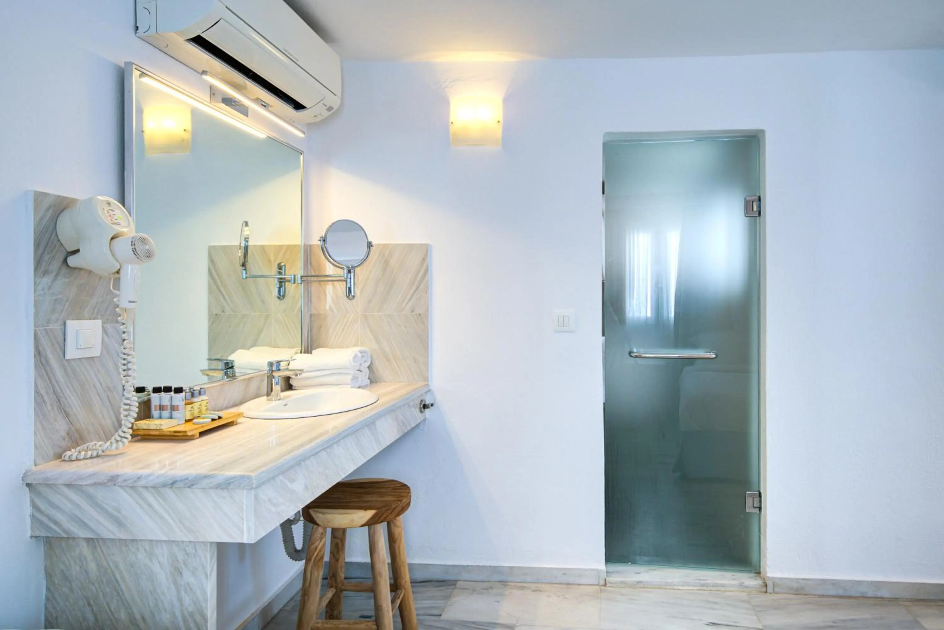 Bathroom in Hotel Madalena