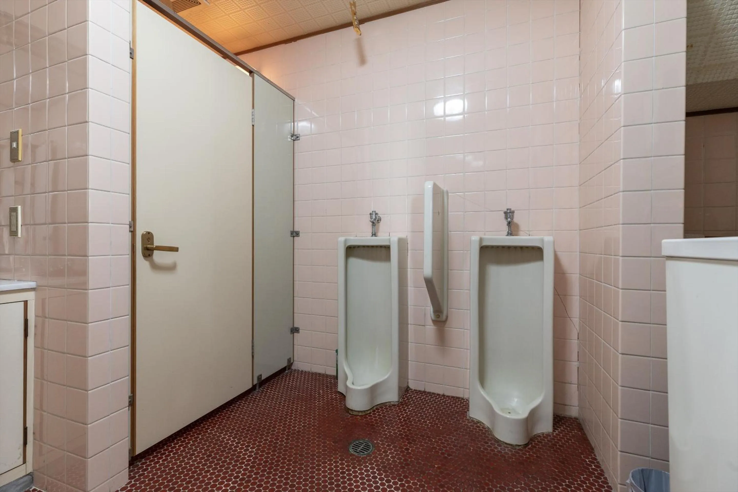 Toilet in Tabist Futaba Ryokan Tatsuno