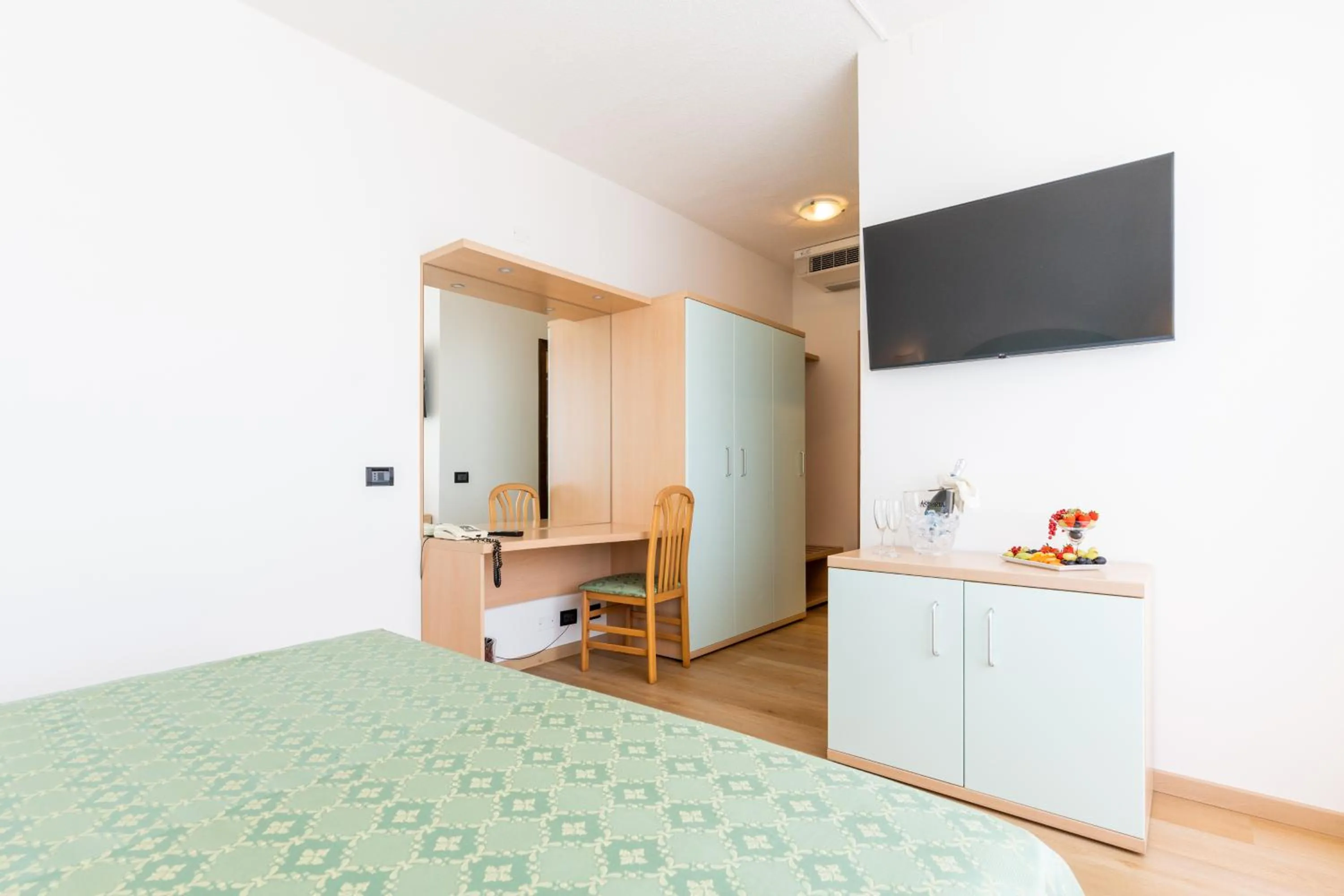 Bedroom in Hotel Europa