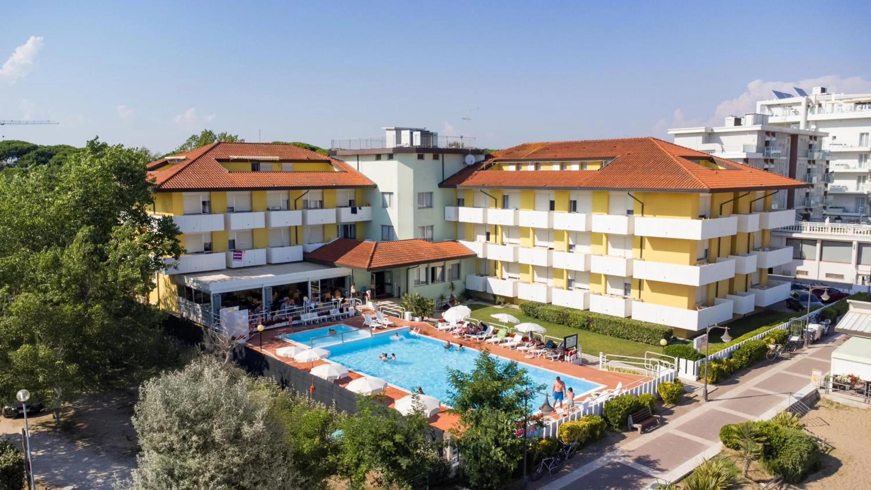 Swimming pool in Hotel Europa