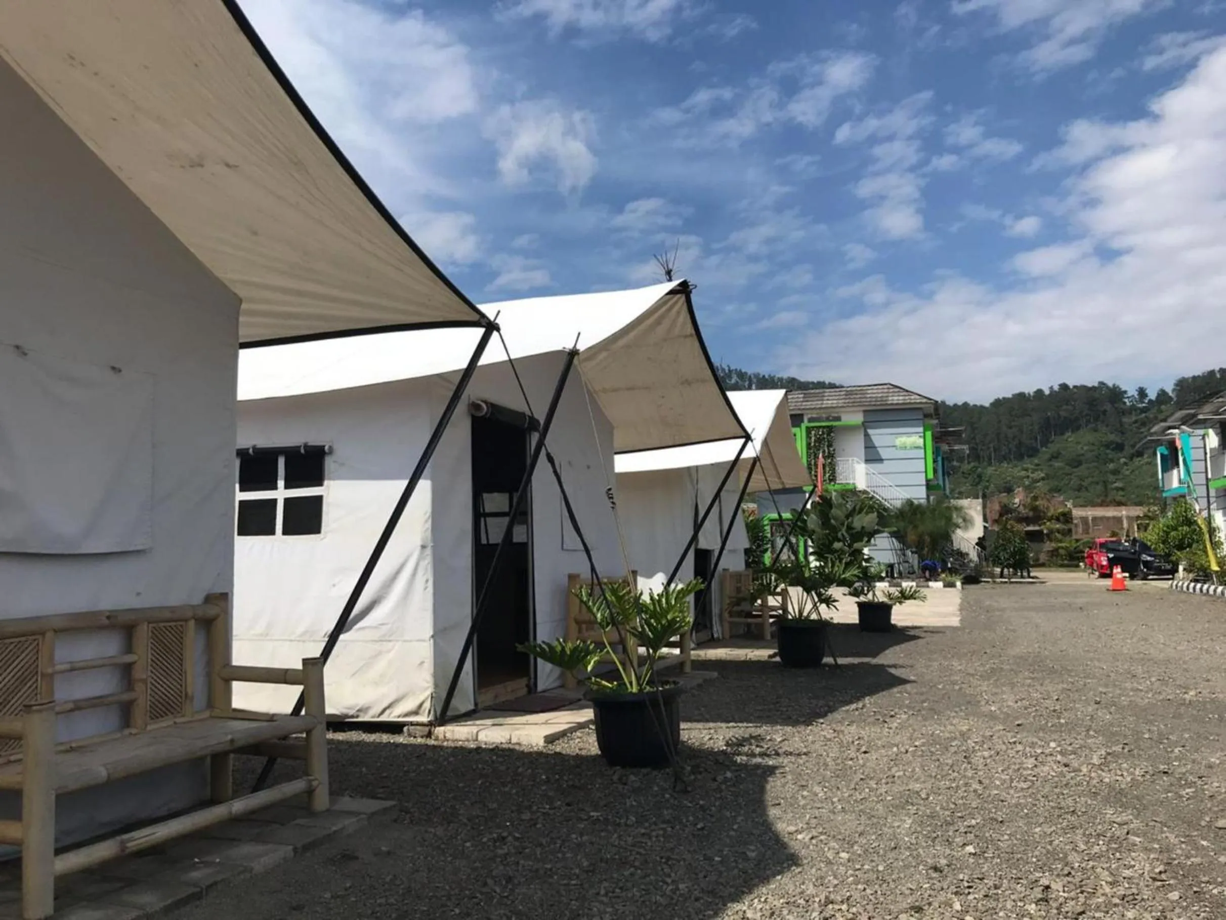 Maulana Hills Syariah Hotel