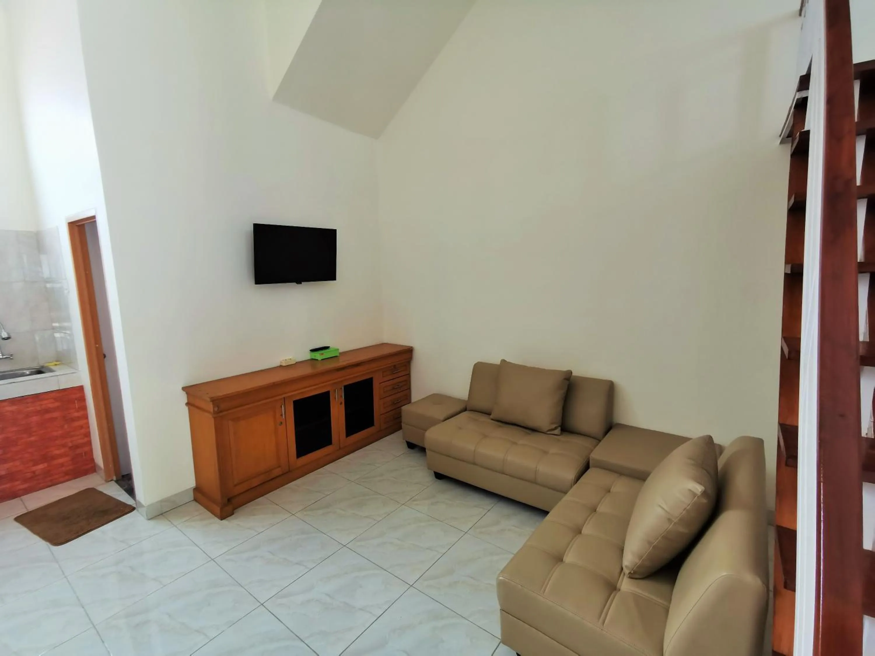 Maulana Hills Syariah Hotel