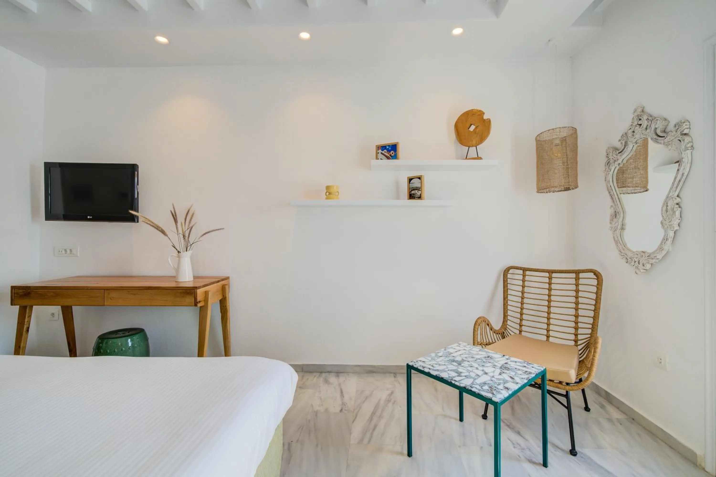 Bedroom in San Antonio Summerland