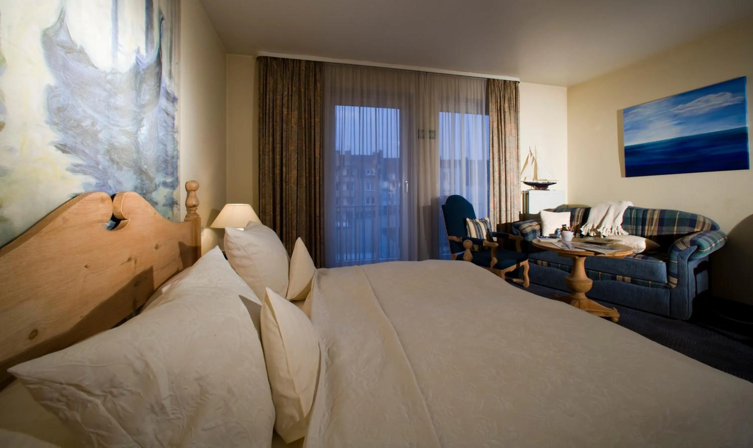 Photo of the whole room, Bed in Hotel Lessing