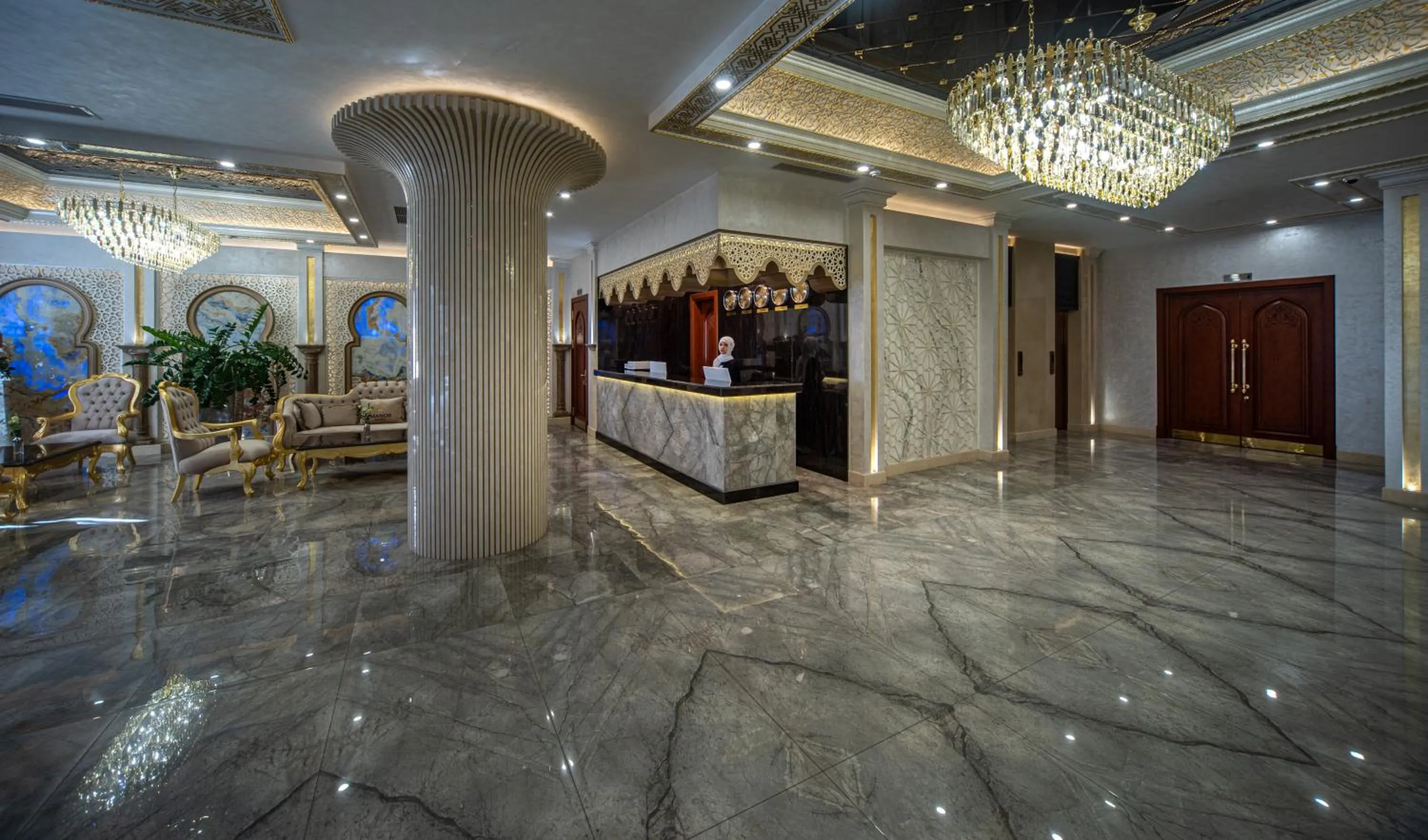 Lobby or reception in Manor Hotel