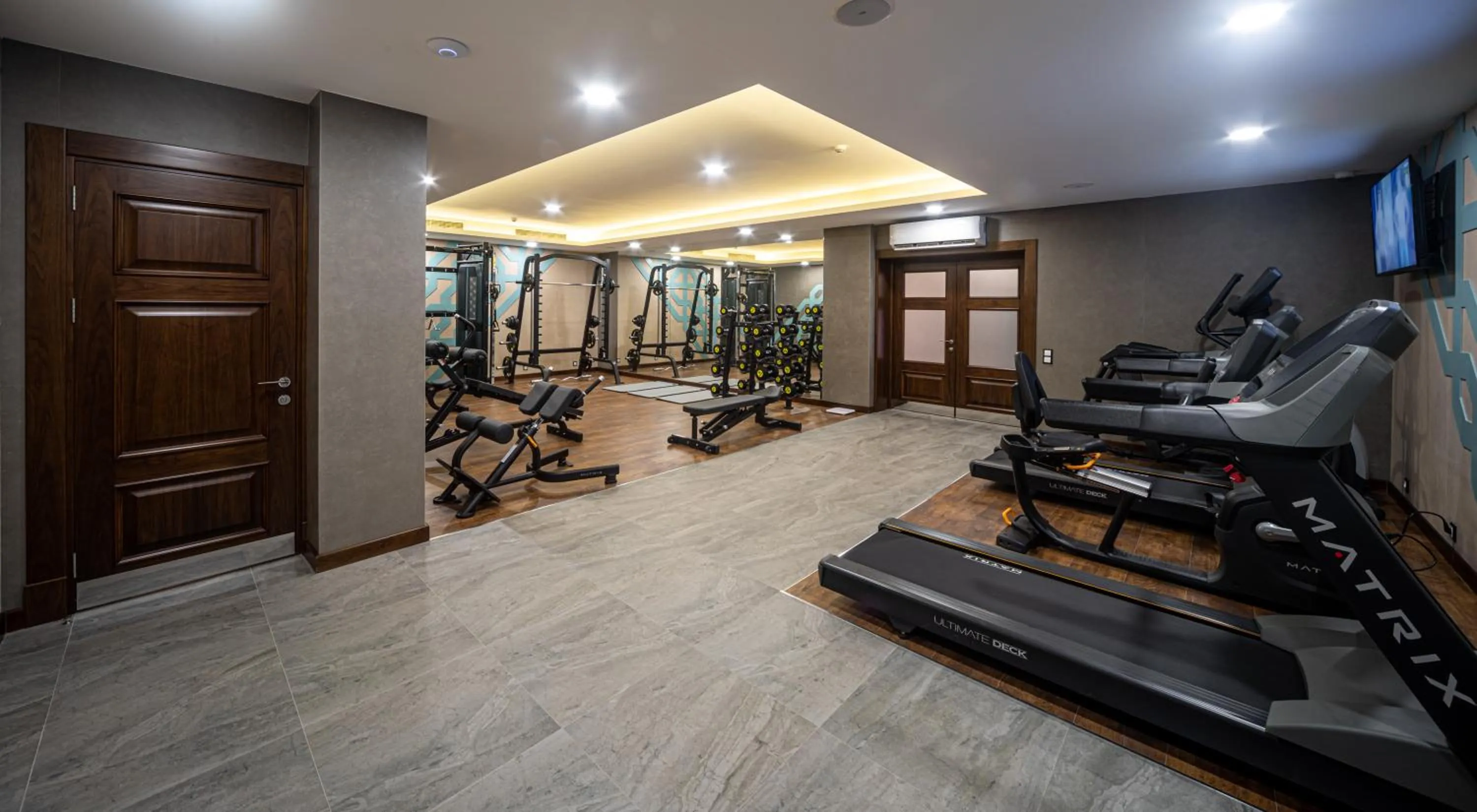 Fitness centre/facilities in Manor Hotel