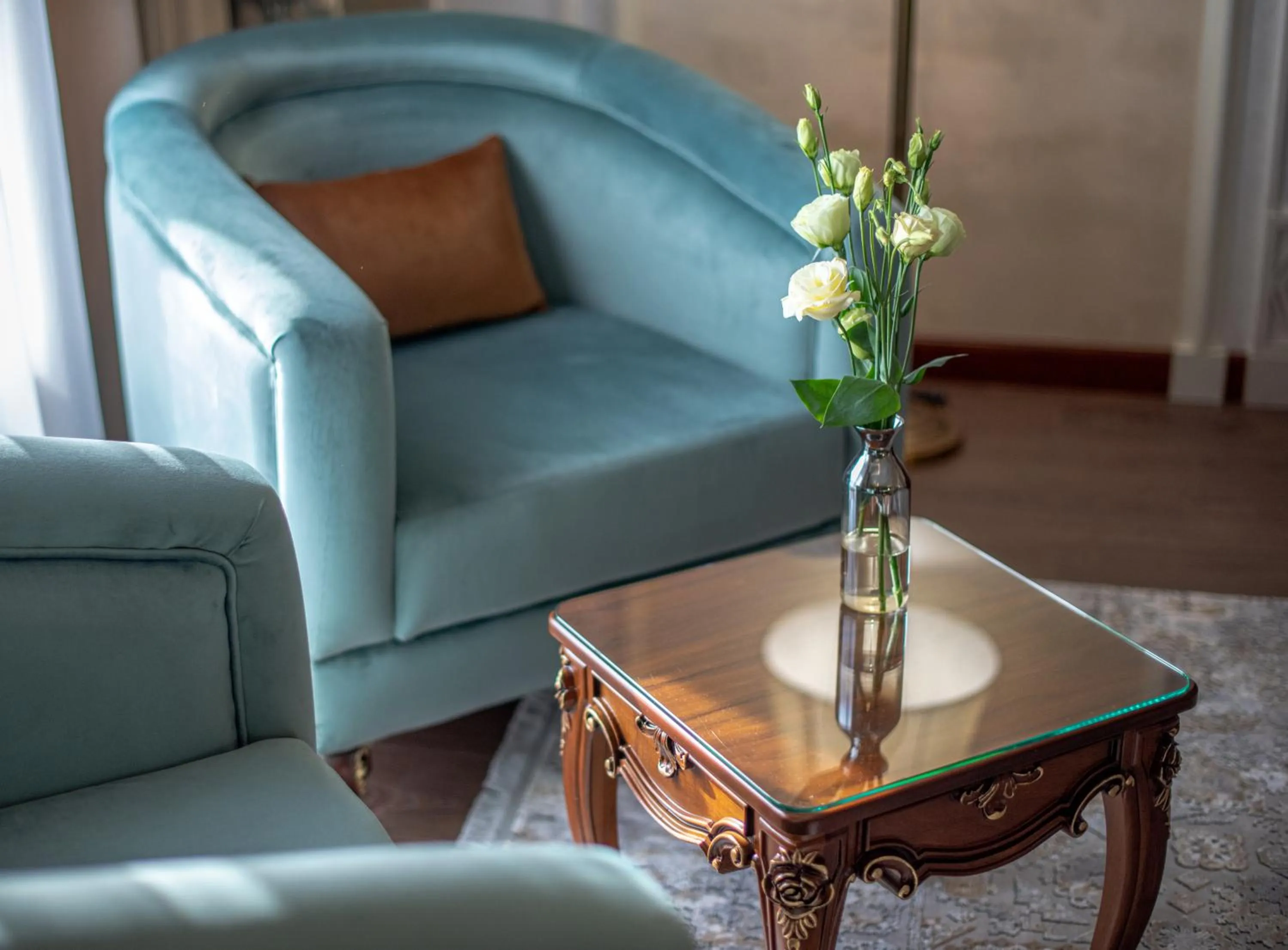 Living room in Manor Hotel