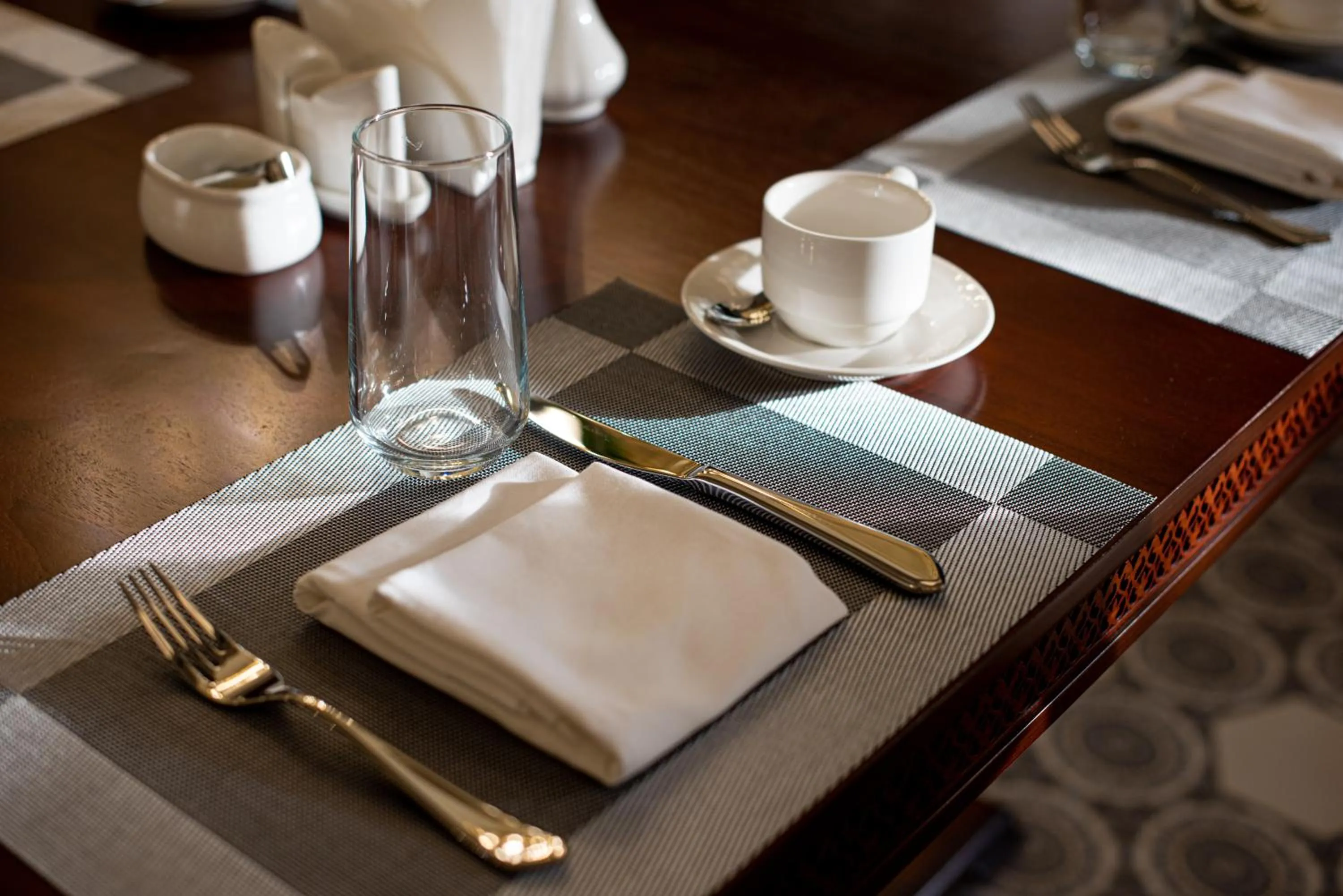 Coffee/tea facilities in Manor Hotel