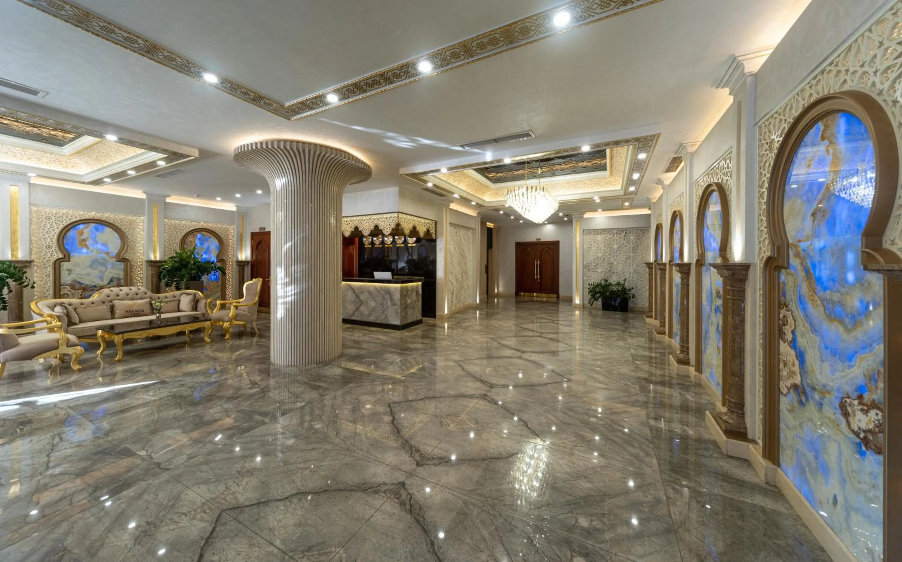 Lobby or reception in Manor Hotel