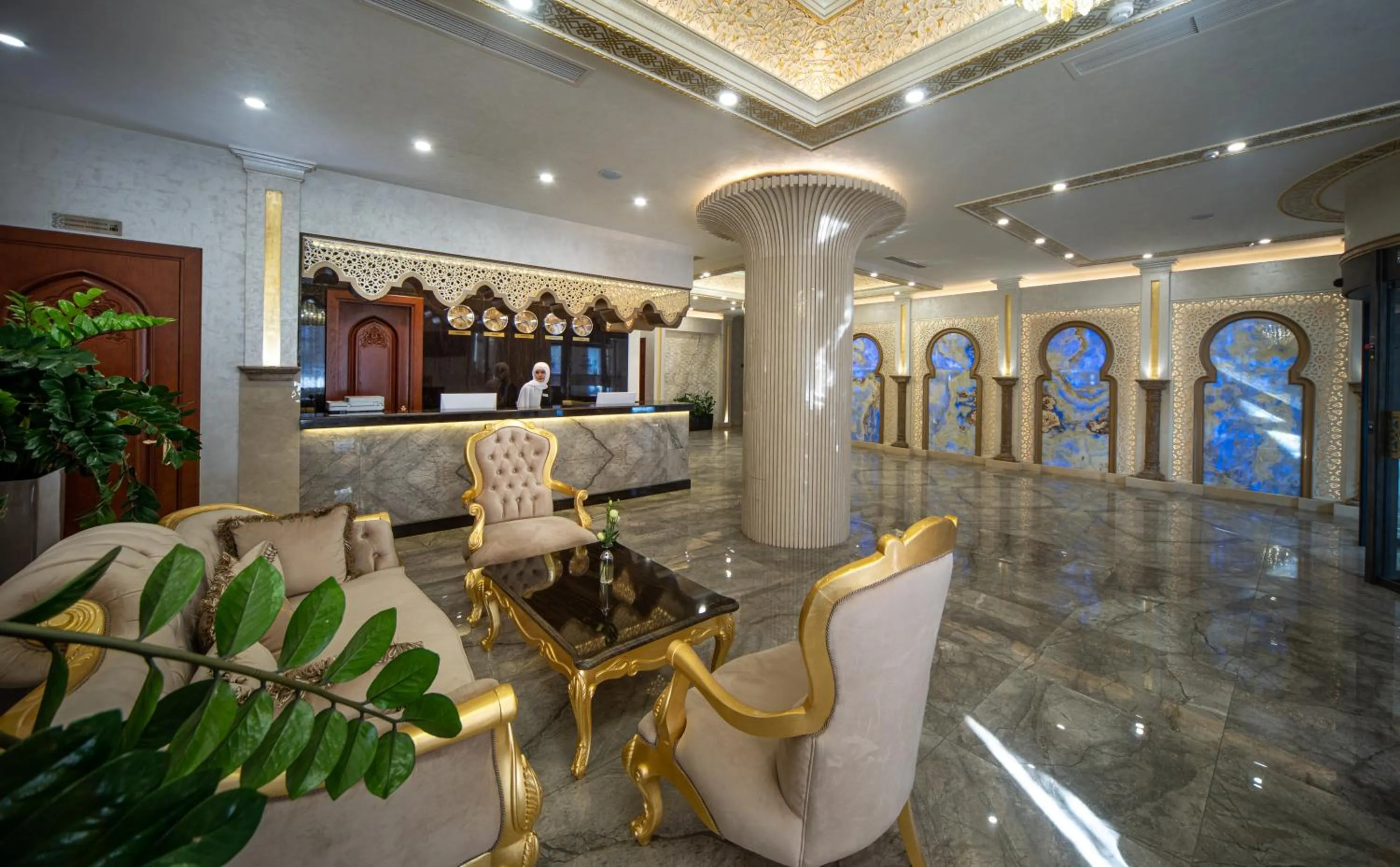 Lobby or reception in Manor Hotel