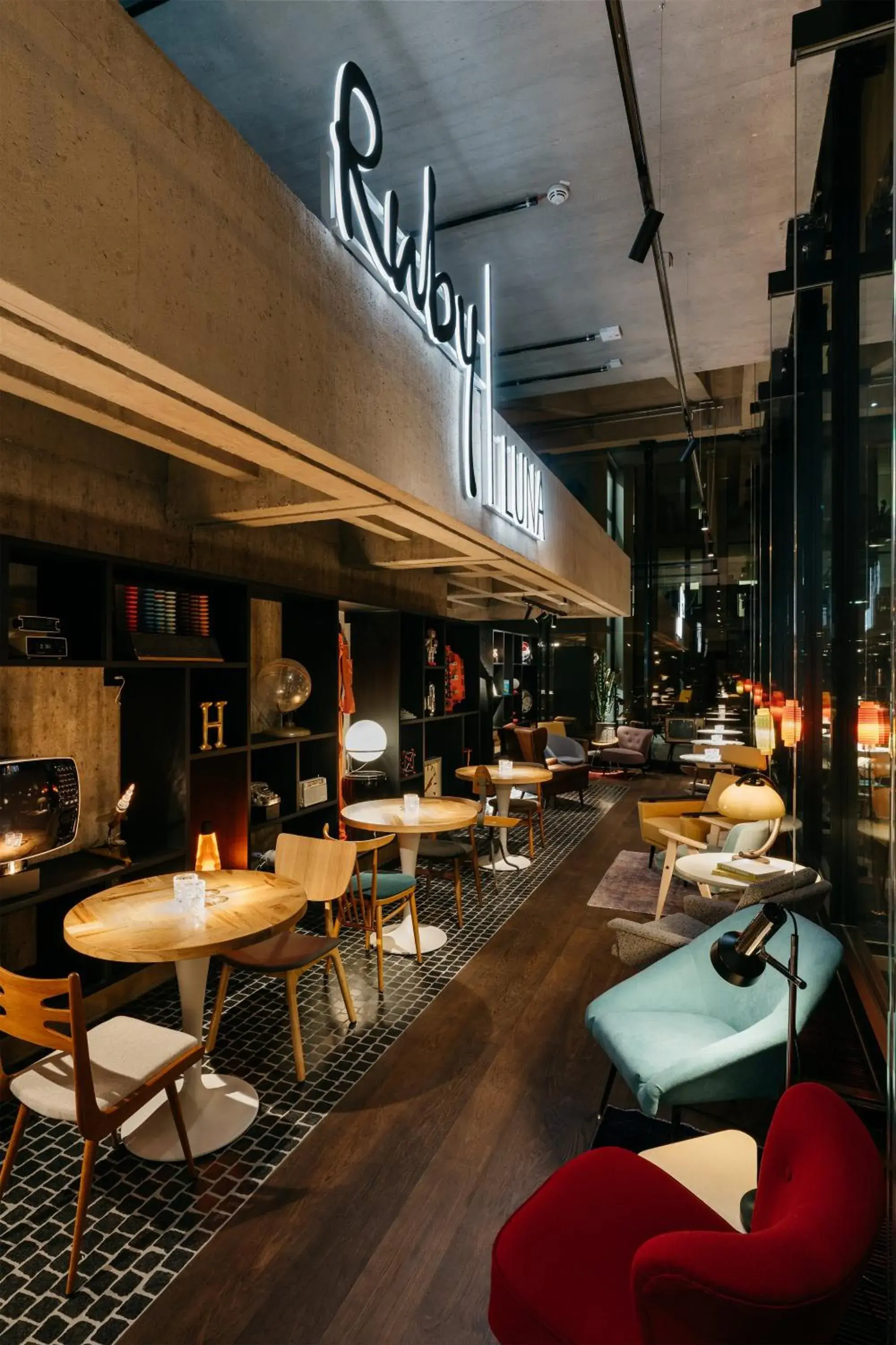 Lounge or bar in Ruby Luna Hotel Dusseldorf Lounge or bar in Ruby Luna Hotel Dusseldorf