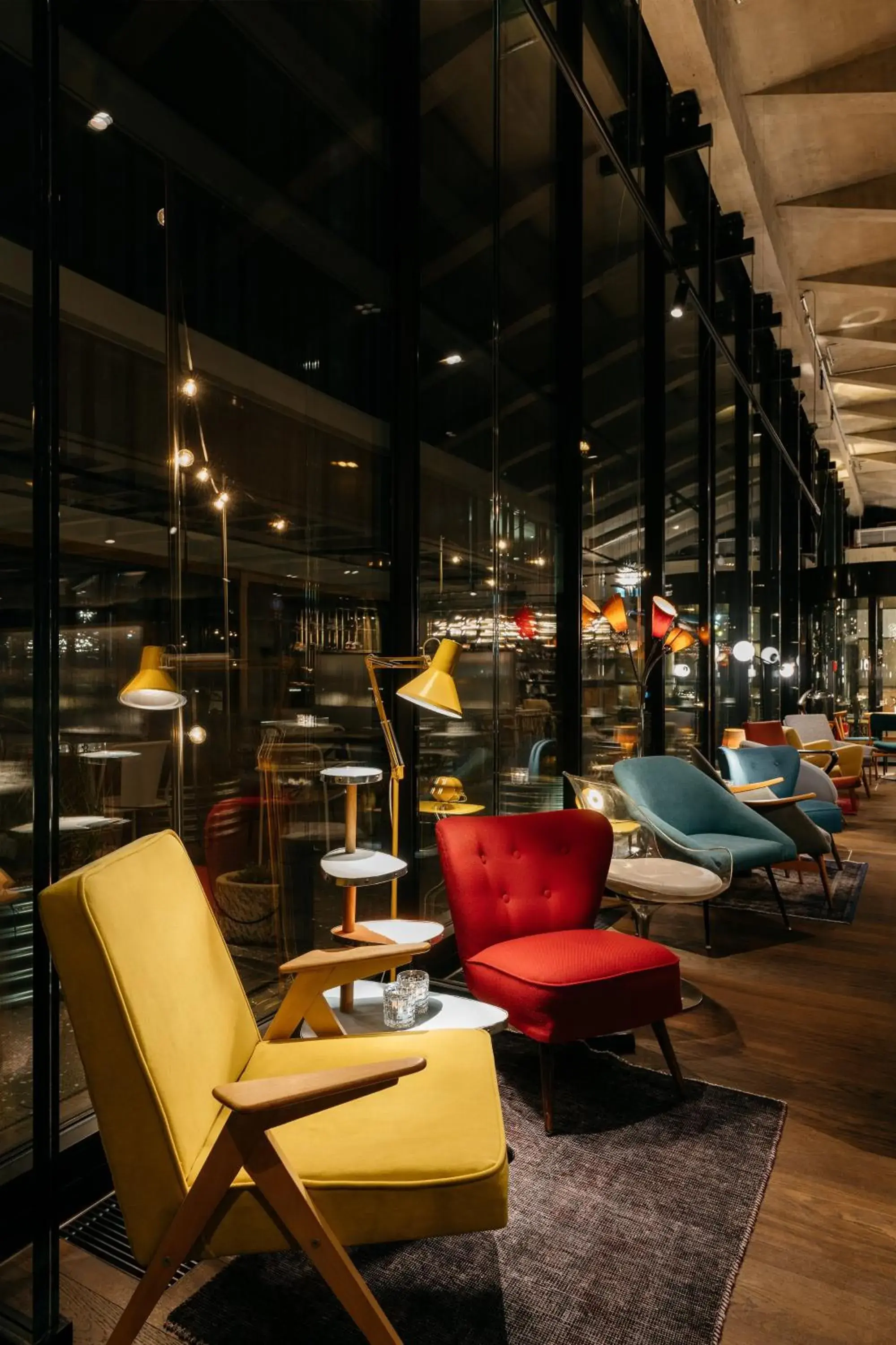 Lounge or bar in Ruby Luna Hotel Dusseldorf Lounge or bar in Ruby Luna Hotel Dusseldorf