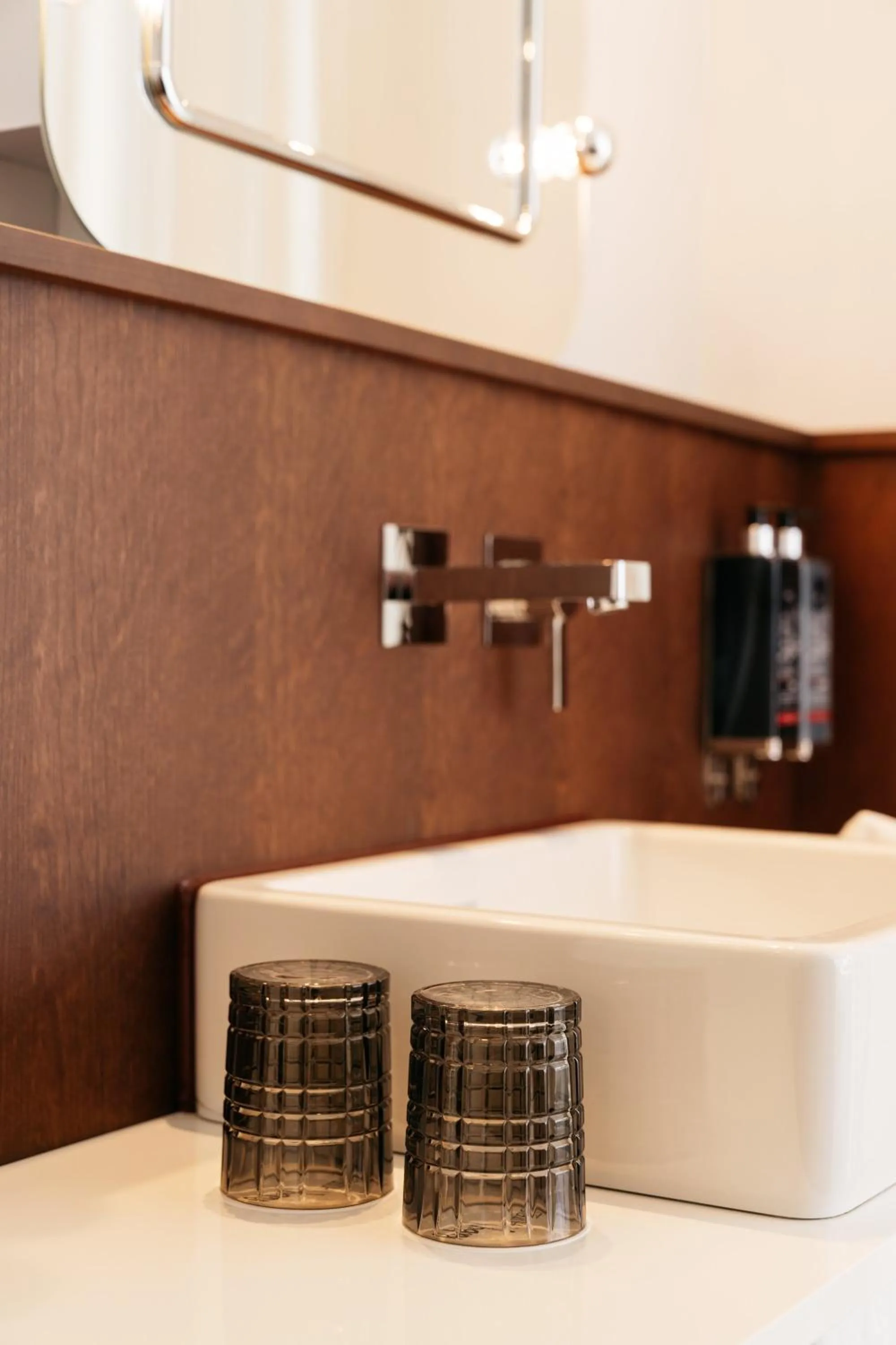 Bathroom in Ruby Luna Hotel Dusseldorf