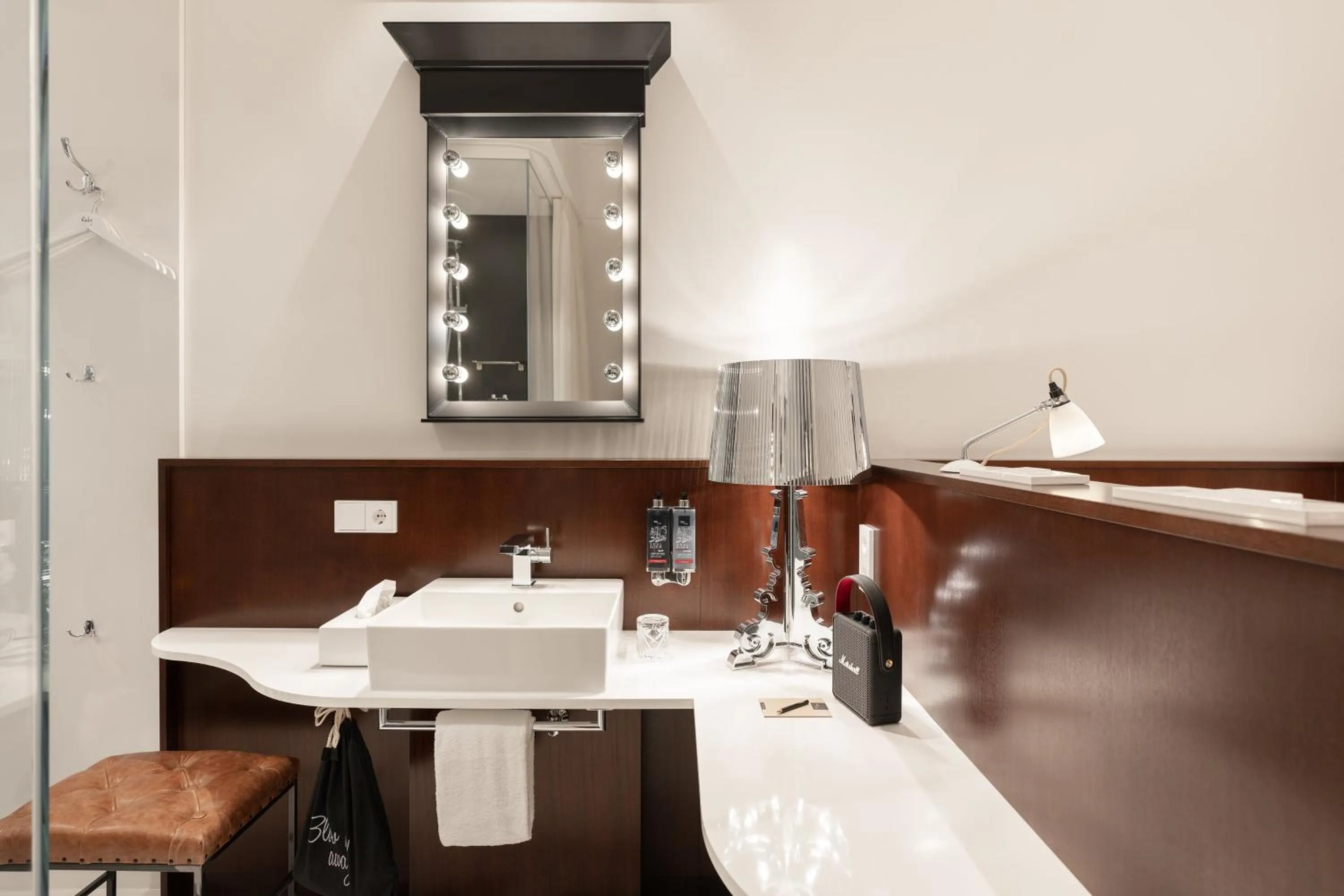 Bathroom in Ruby Louise Hotel Frankfurt