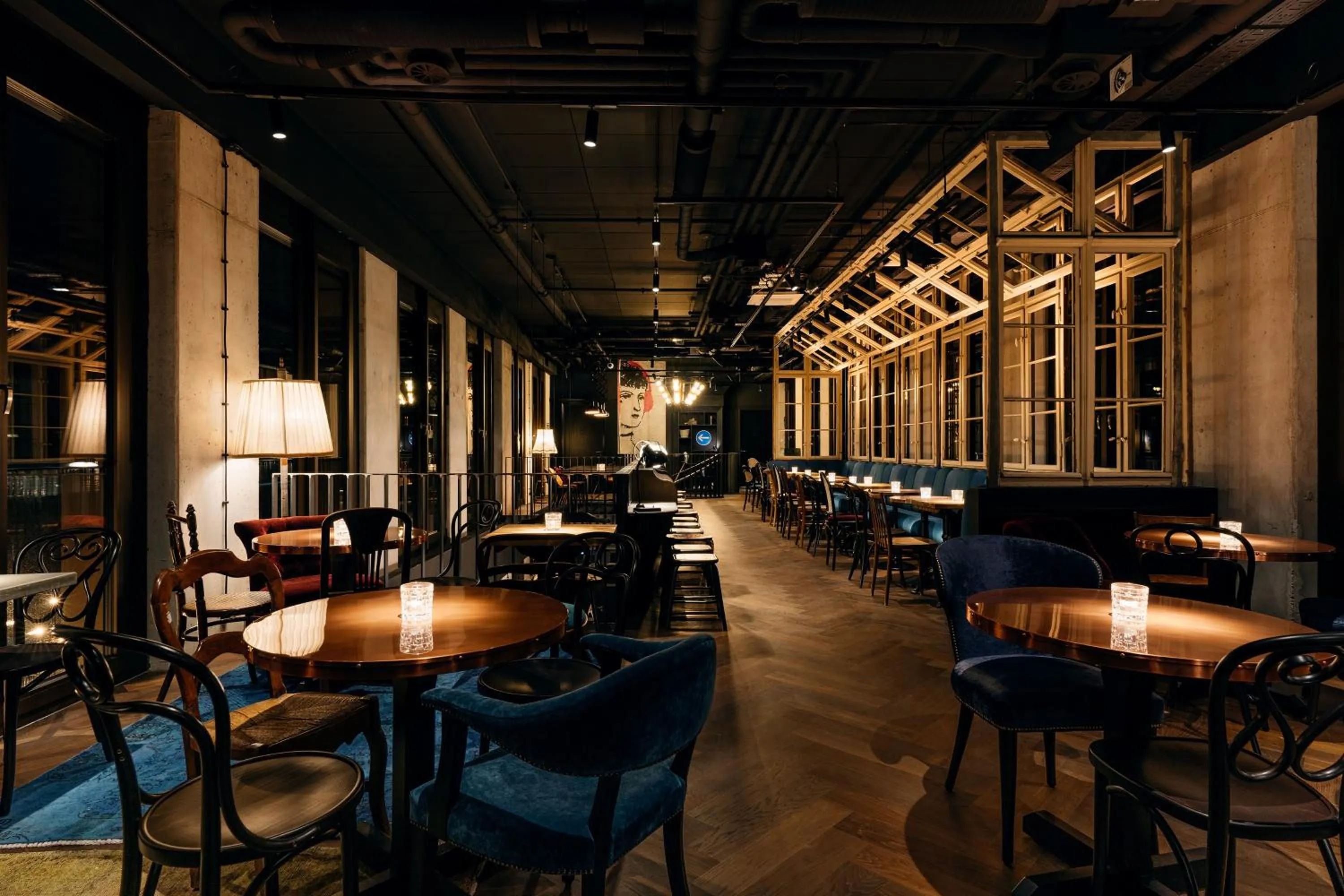 Lounge or bar in Ruby Louise Hotel Frankfurt