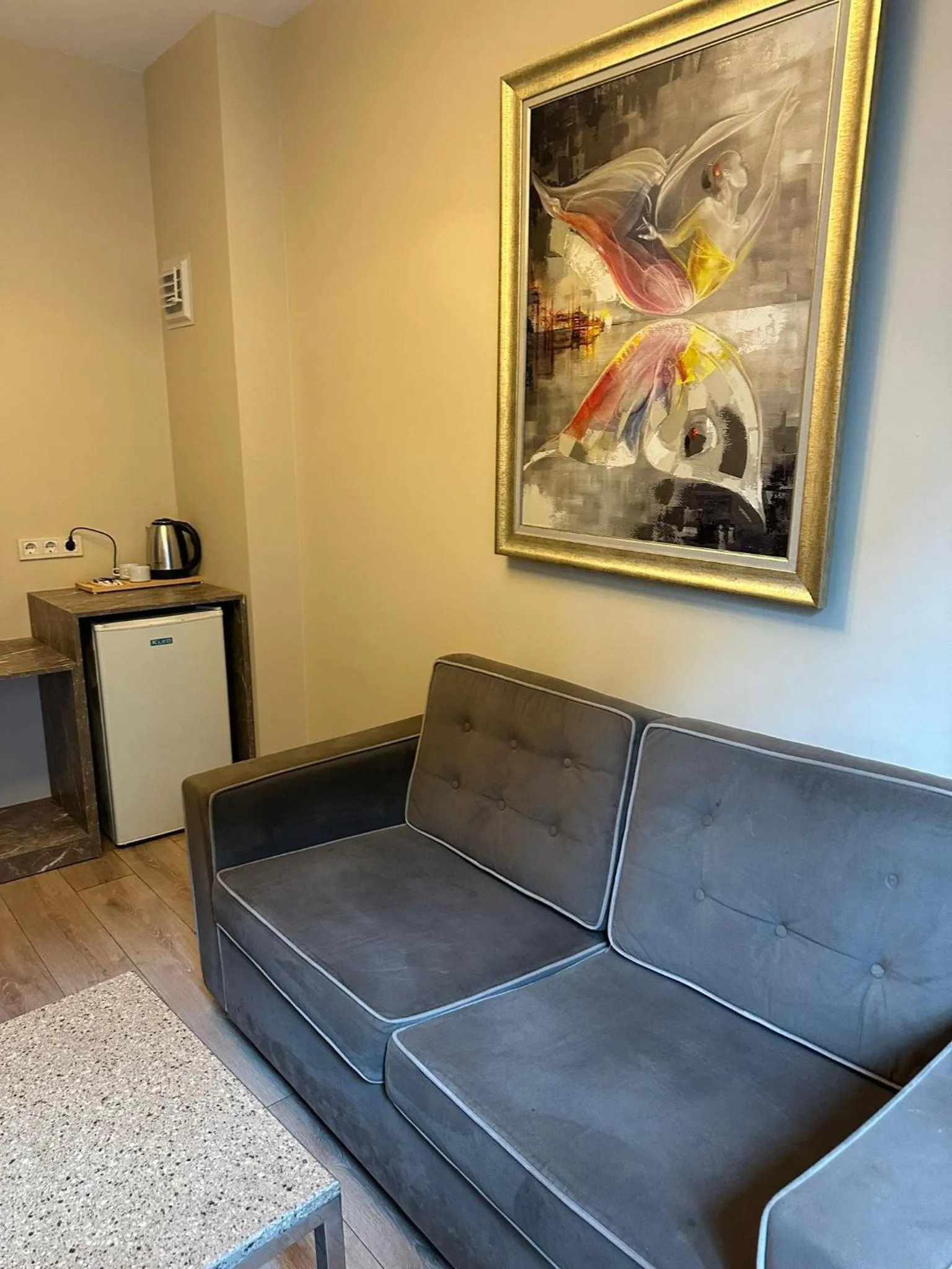 Seating area in Beyoglu Suites Hotel