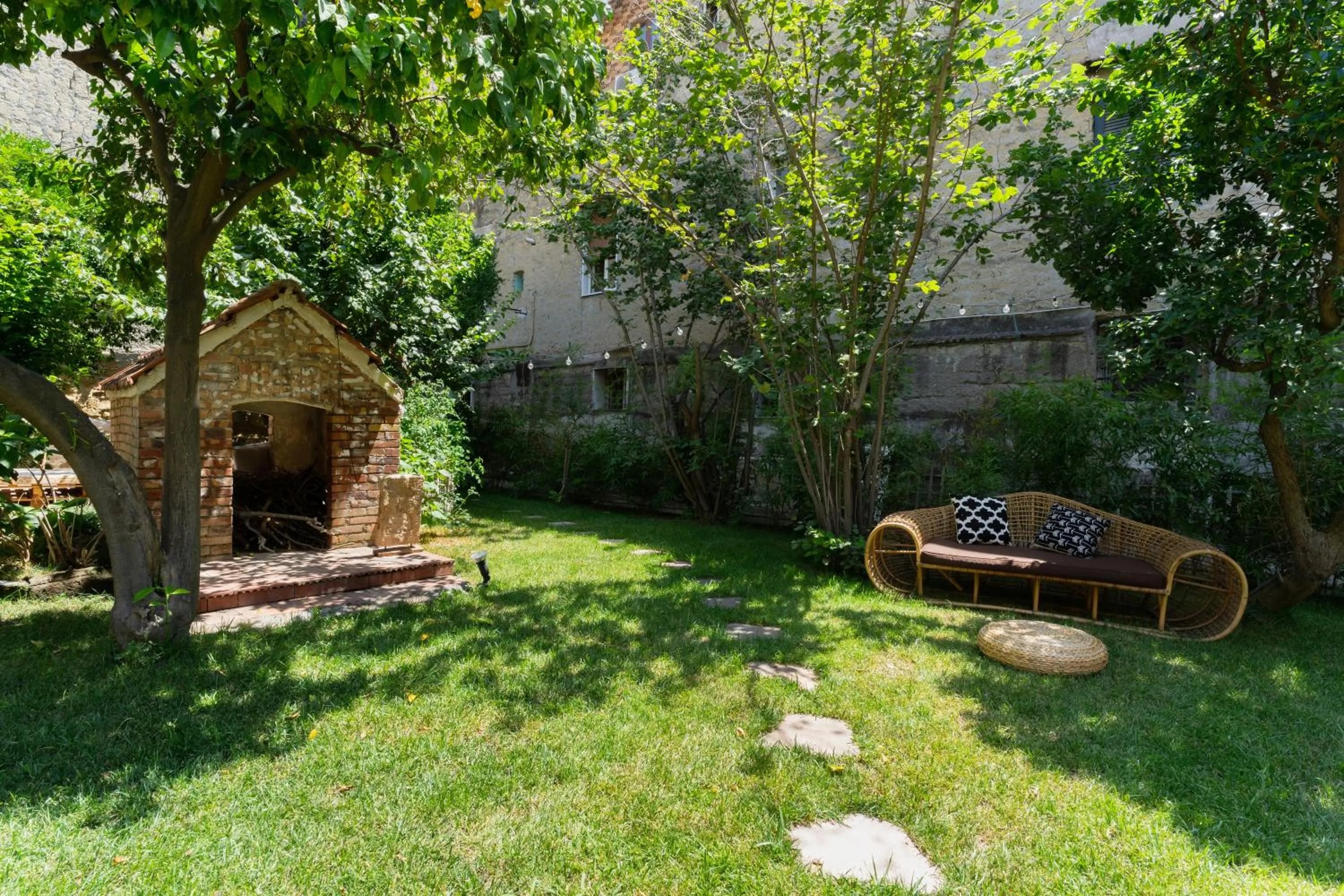 HOPESTEL Secret Garden Napoli