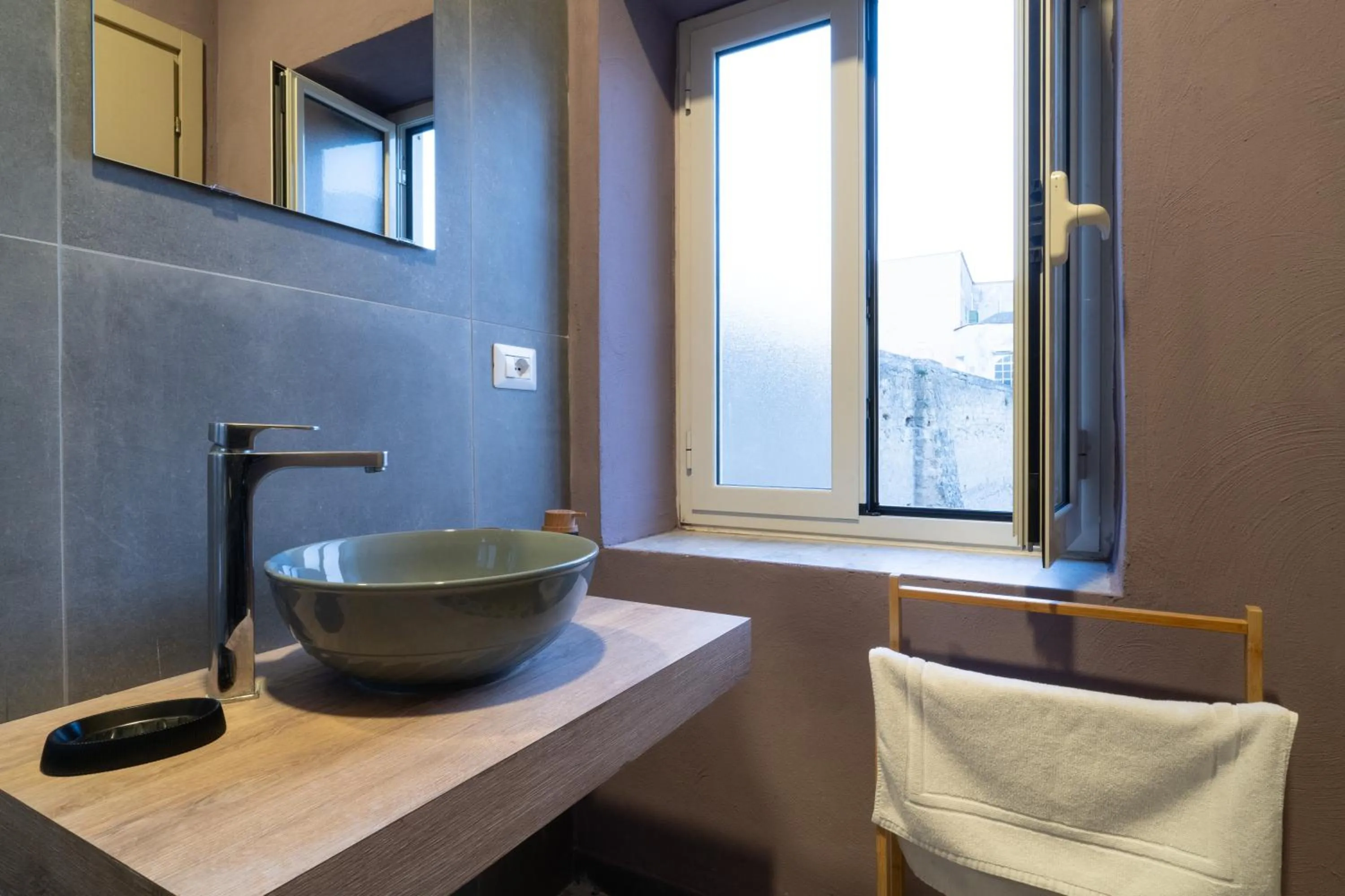 HOPESTEL Secret Garden Napoli