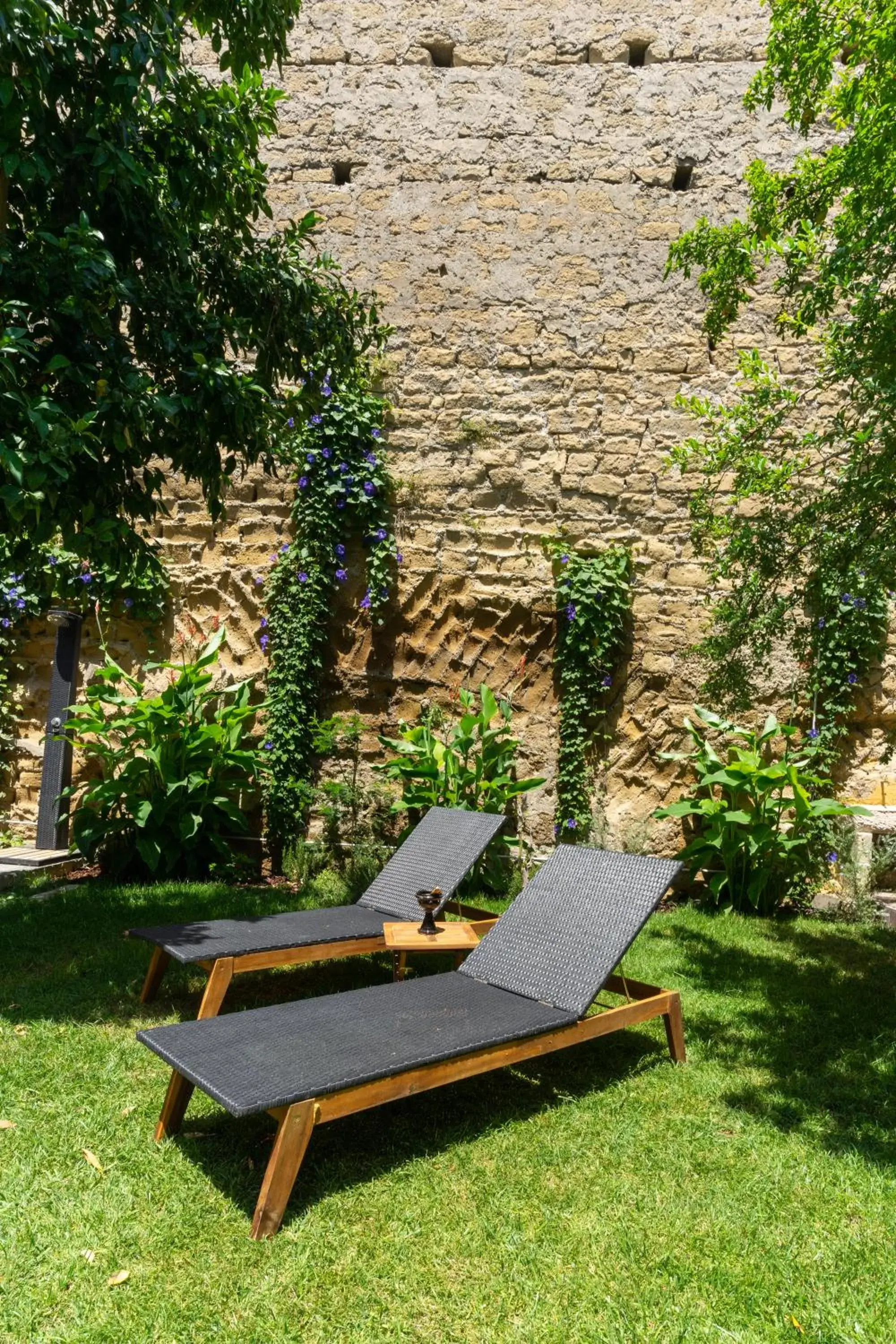 HOPESTEL Secret Garden Napoli HOPESTEL Secret Garden Napoli