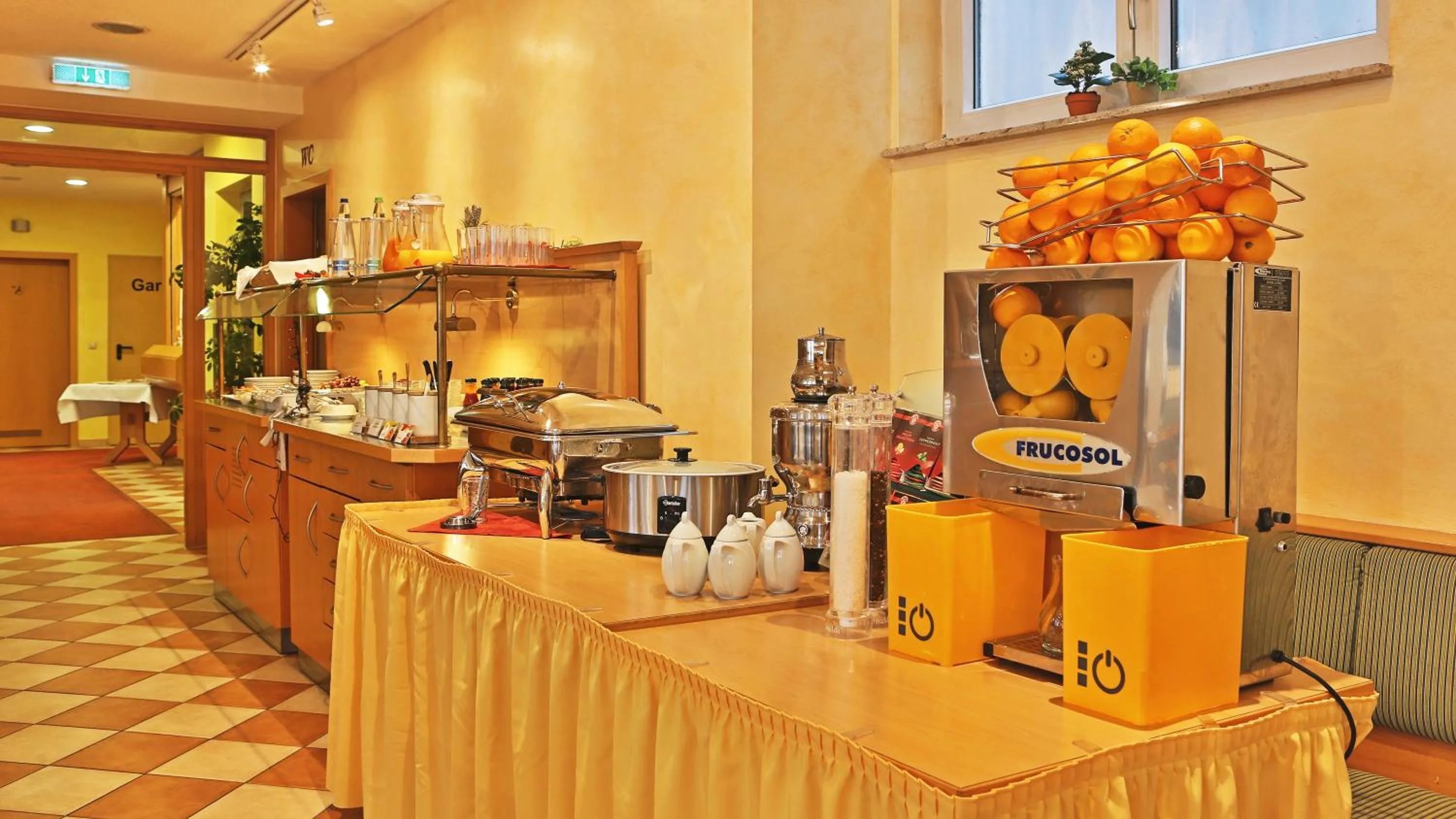 Restaurant/places to eat in Businesshotel HEILBRONN- Biberach