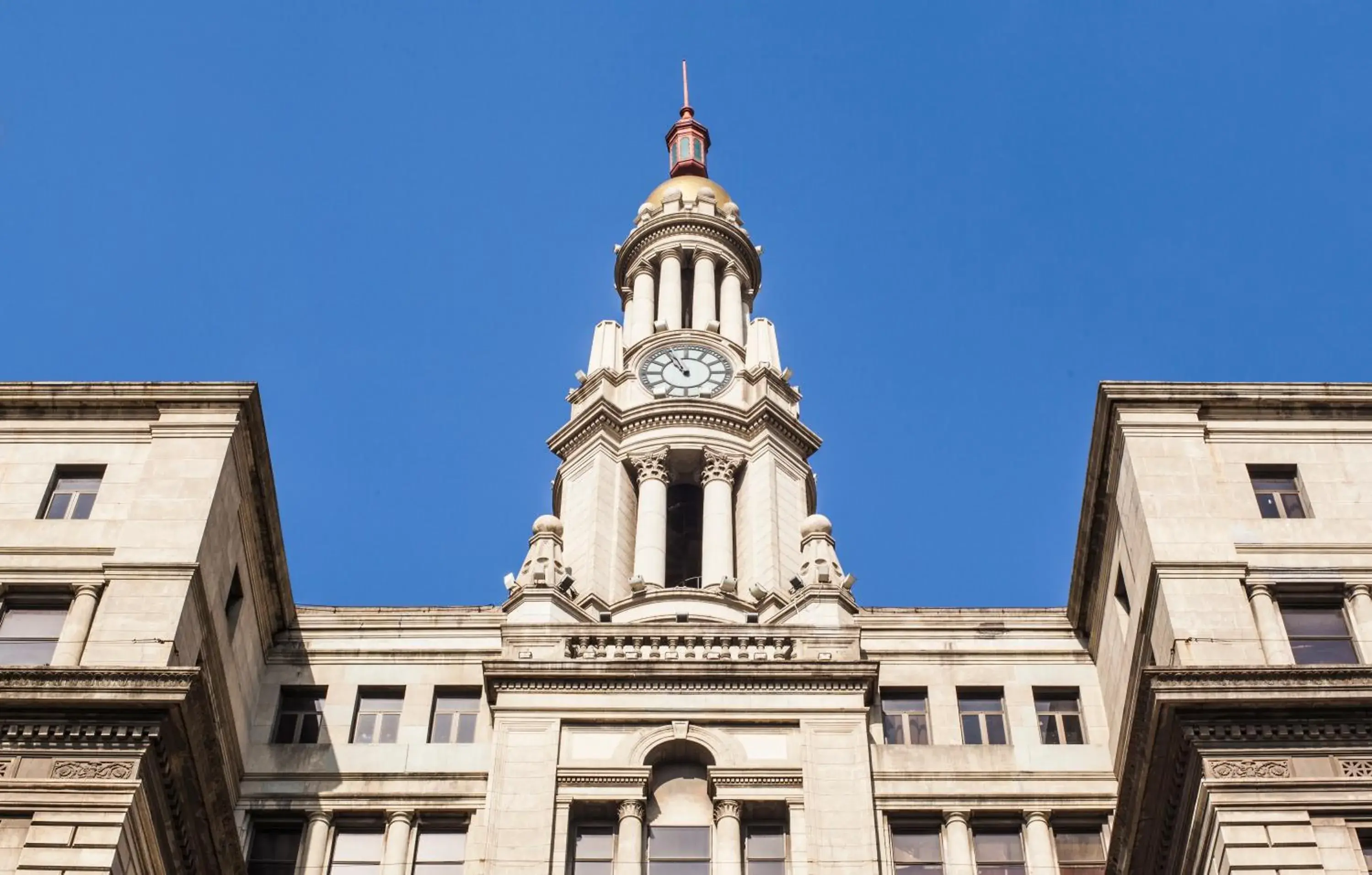 Property building in Jin Jiang Pacific Hotel Property building in Jin Jiang Pacific Hotel