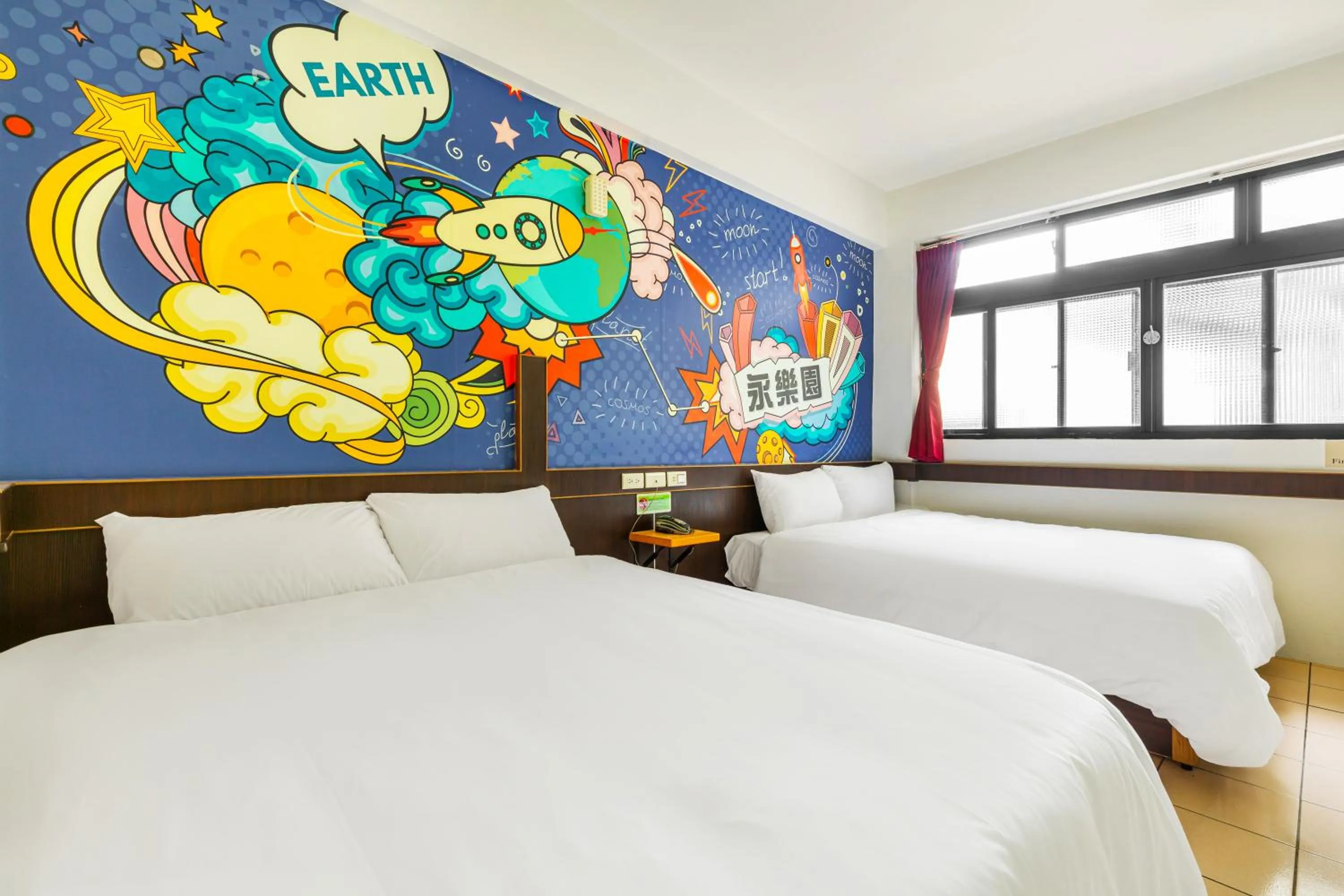 Photo of the whole room, Bed in Forever Happiness Hostel