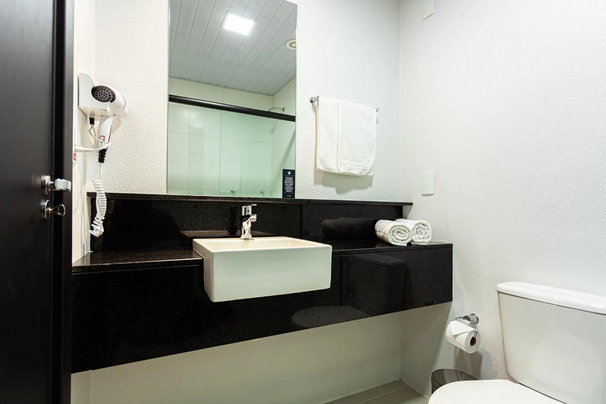 Bathroom in Travel Inn Hotels Caxias do Sul