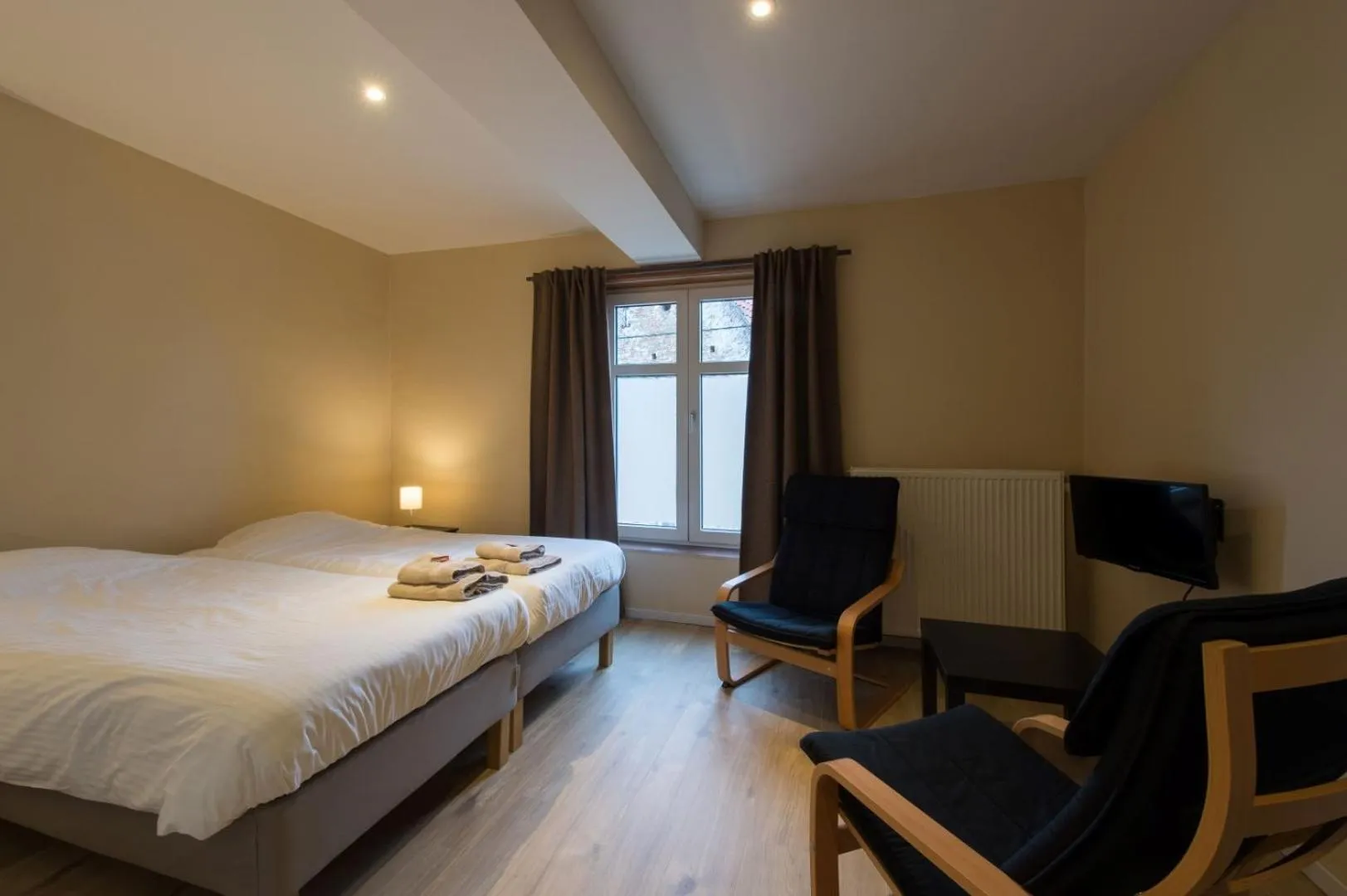 Living room, Bed in B&B 't Maanhof