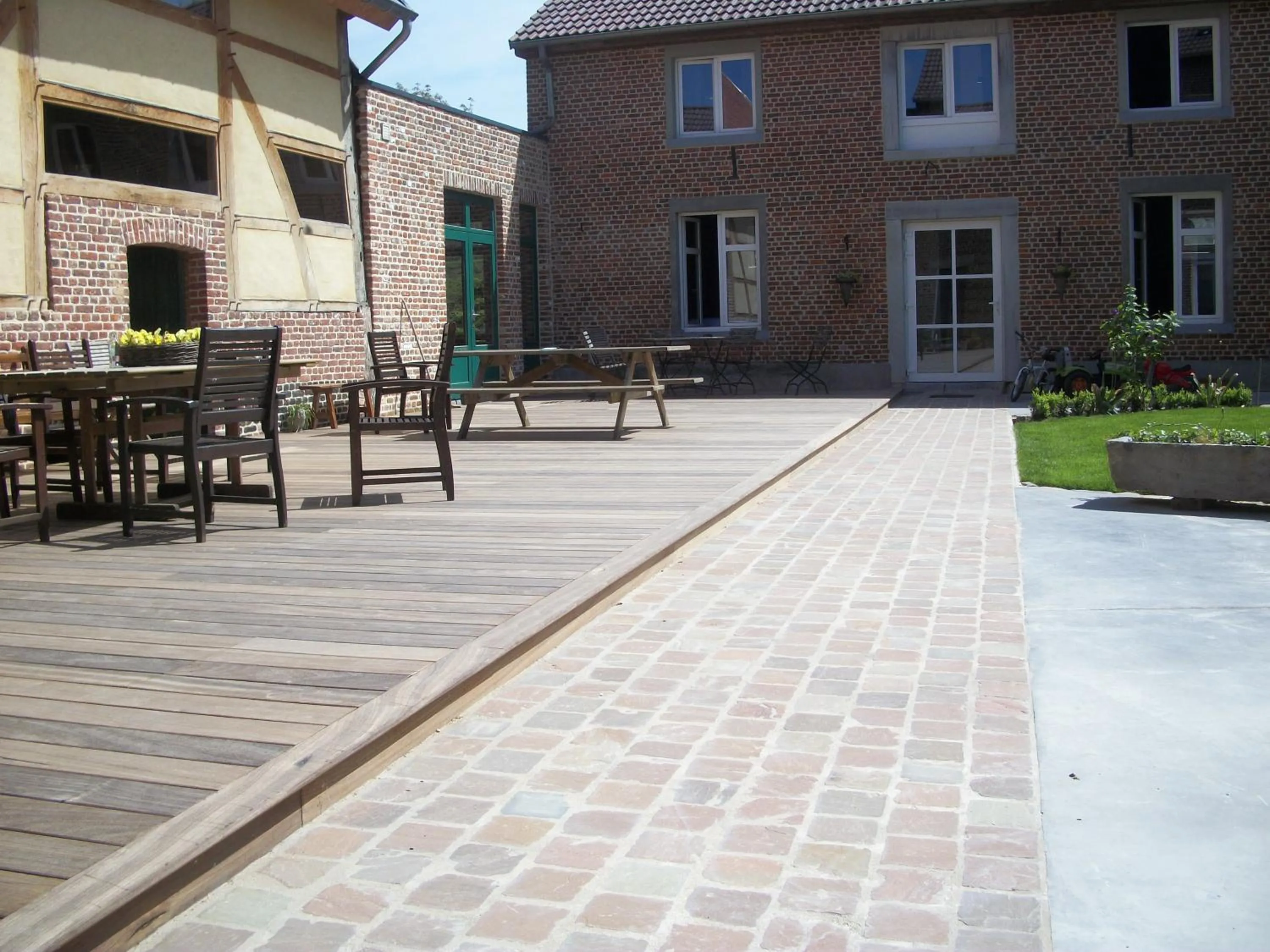 Patio in B&B 't Maanhof