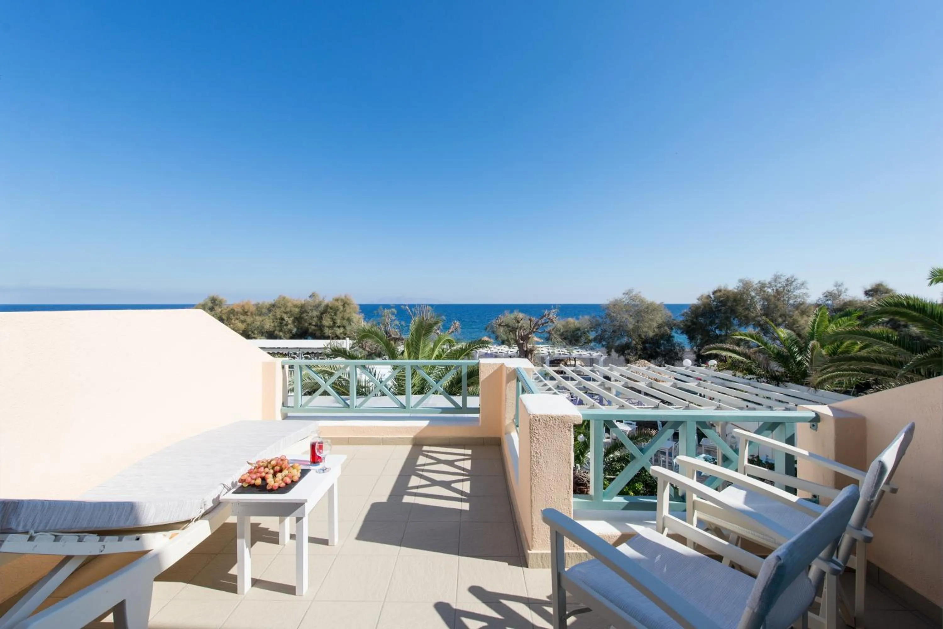 Balcony/Terrace in Seaside by Manos