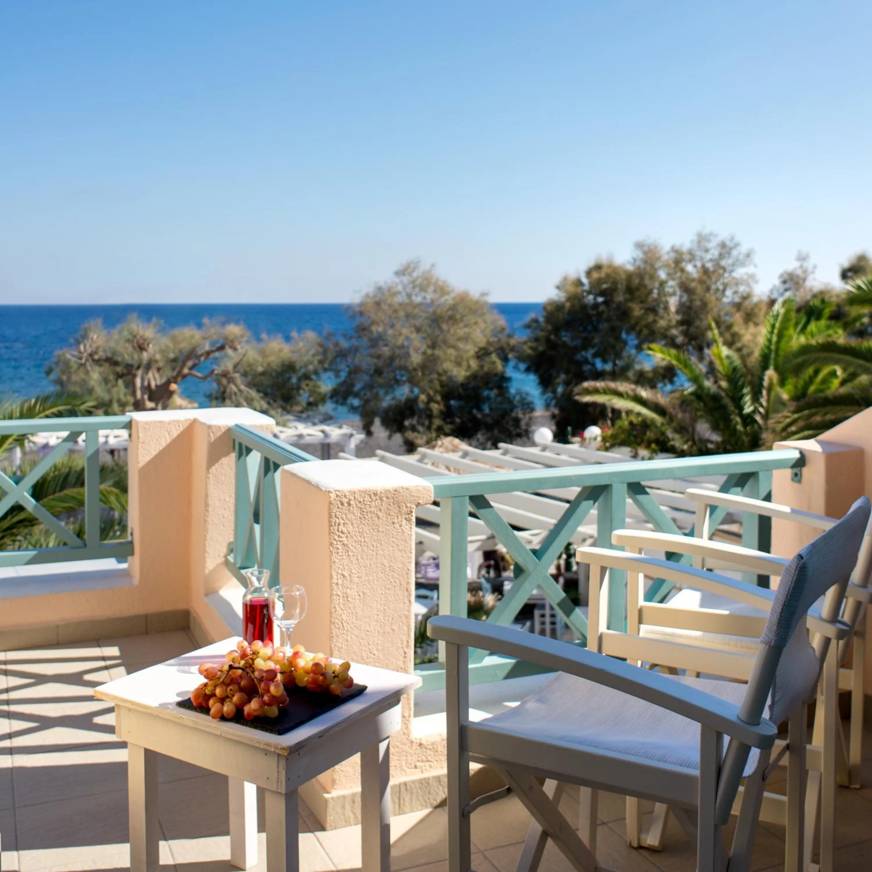 Balcony/Terrace in Seaside by Manos