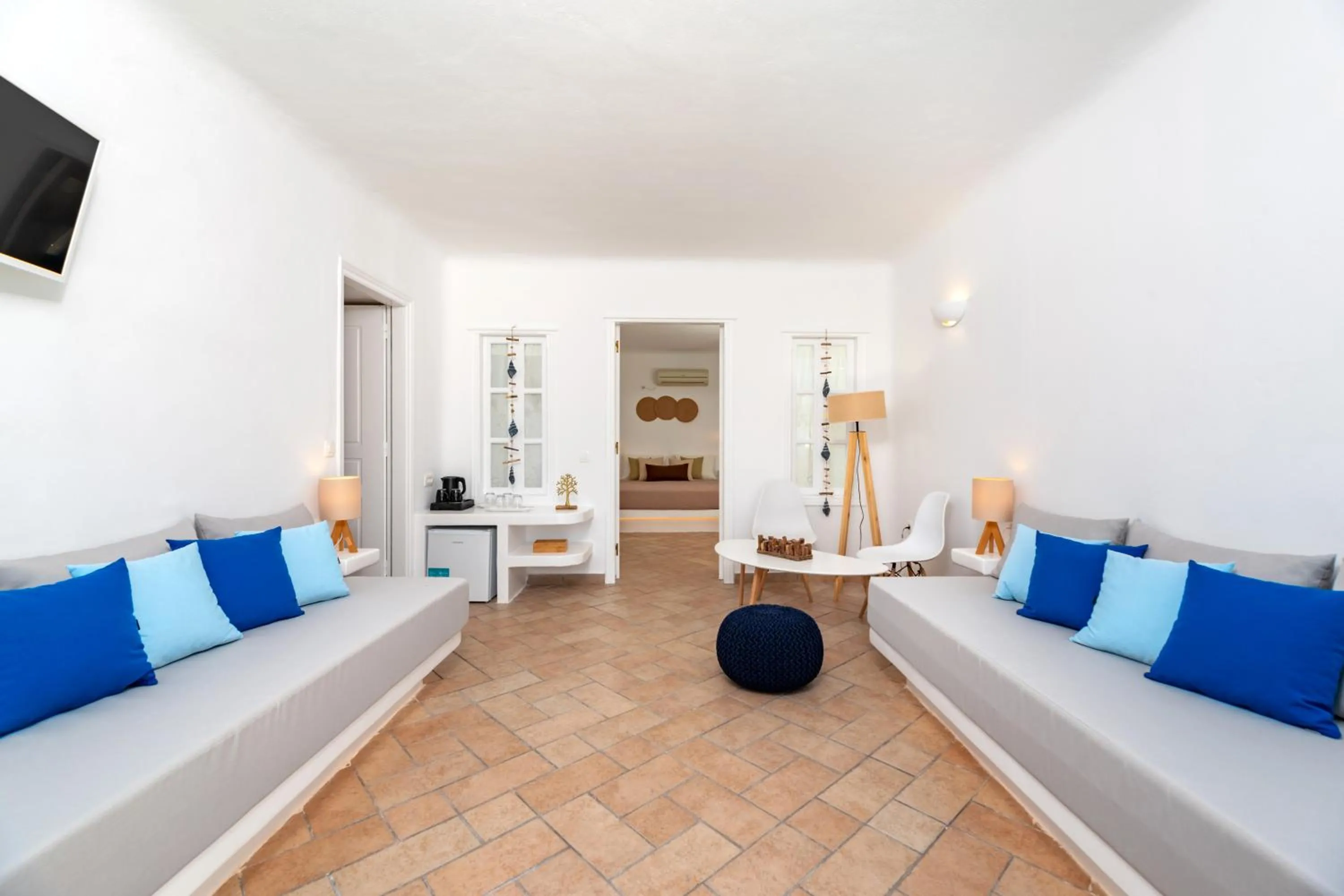 TV and multimedia, Bed in Seaside by Manos